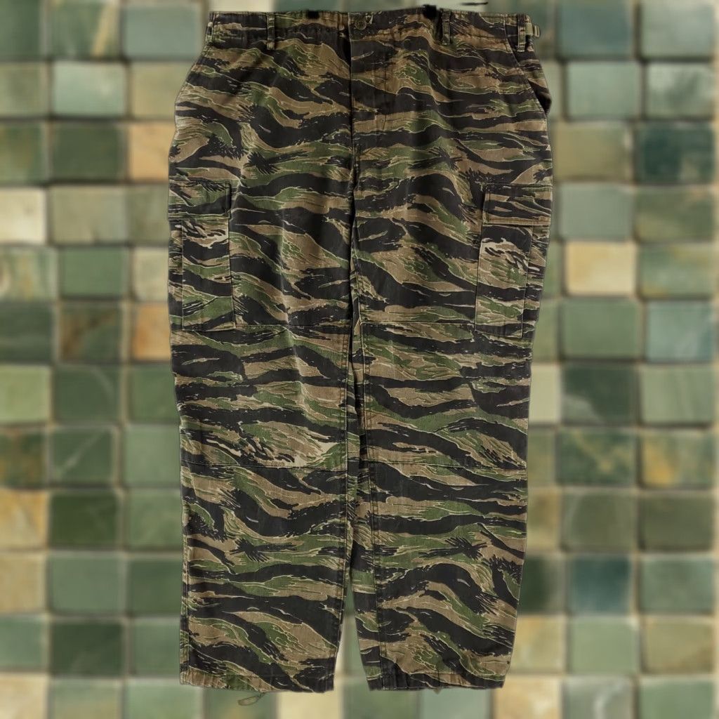 Vintage **TRU-SPEC MENS TIGER STRIPE CAMO CARGO PANTS XL REG 44X30** User: TRU-SPEC MEN'S TIGER STRIPE CAMO CARGO PANTS XL REG 44X30 Size US 44 / EU 60 - 1 Thumbnail