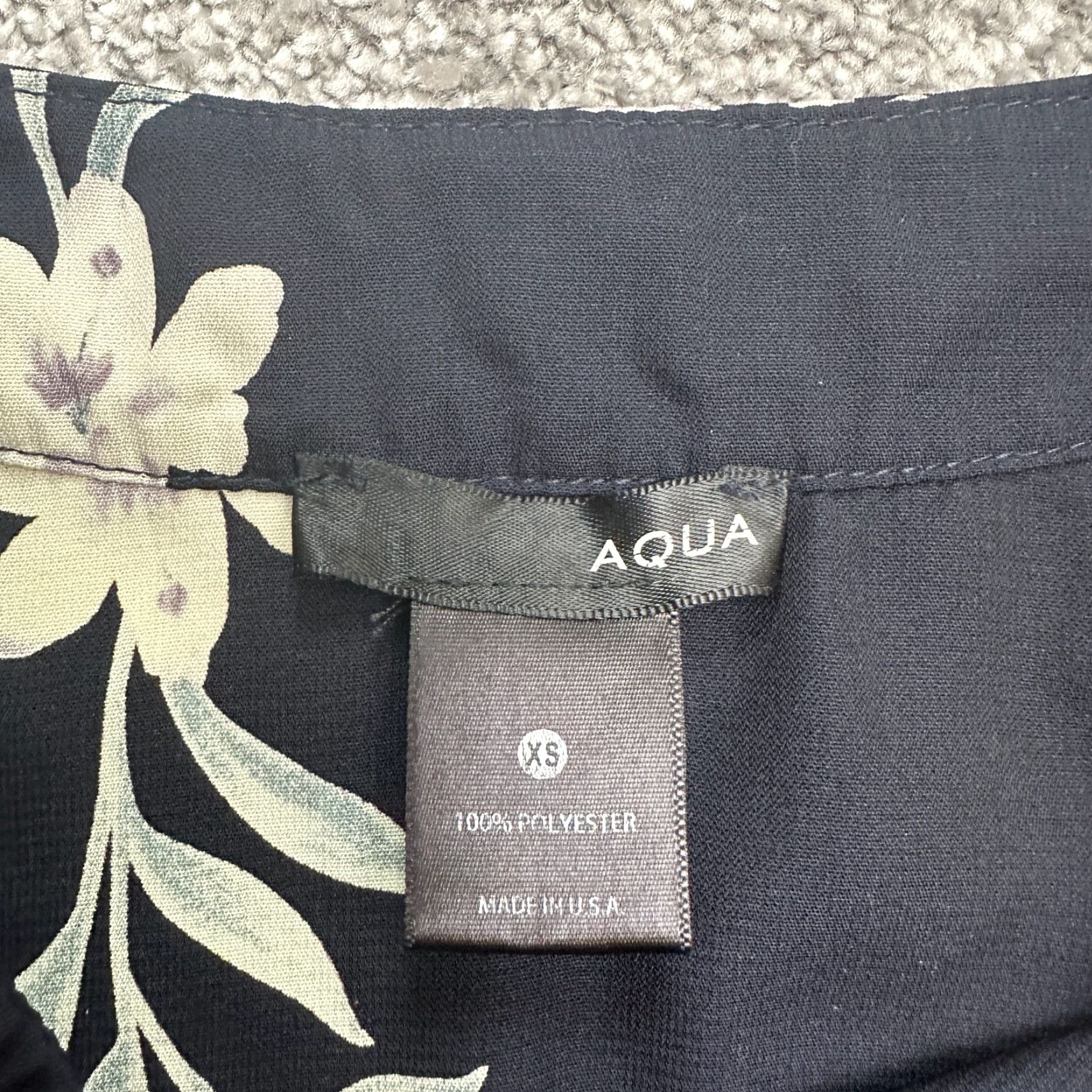 AQUA Aqua Bloomingdale's Skirt Women XS Blue Floral Wrapped Mini Ruffles Casual Size 26" / US 2 / IT 38 - 4 Thumbnail