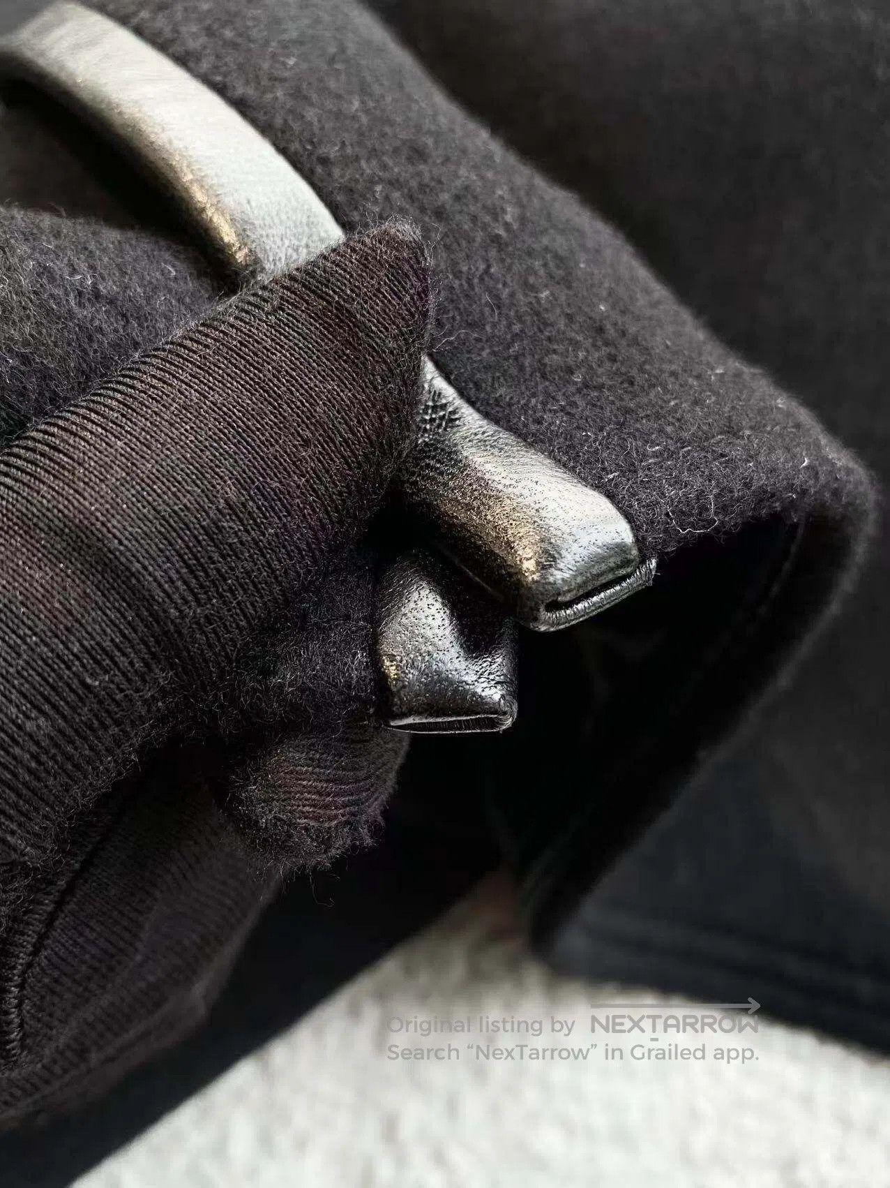 Louis Vuitton Louis Vuitton The inside is full of printed coats| Size XXS / US 00 / IT 34 - 7 Thumbnail