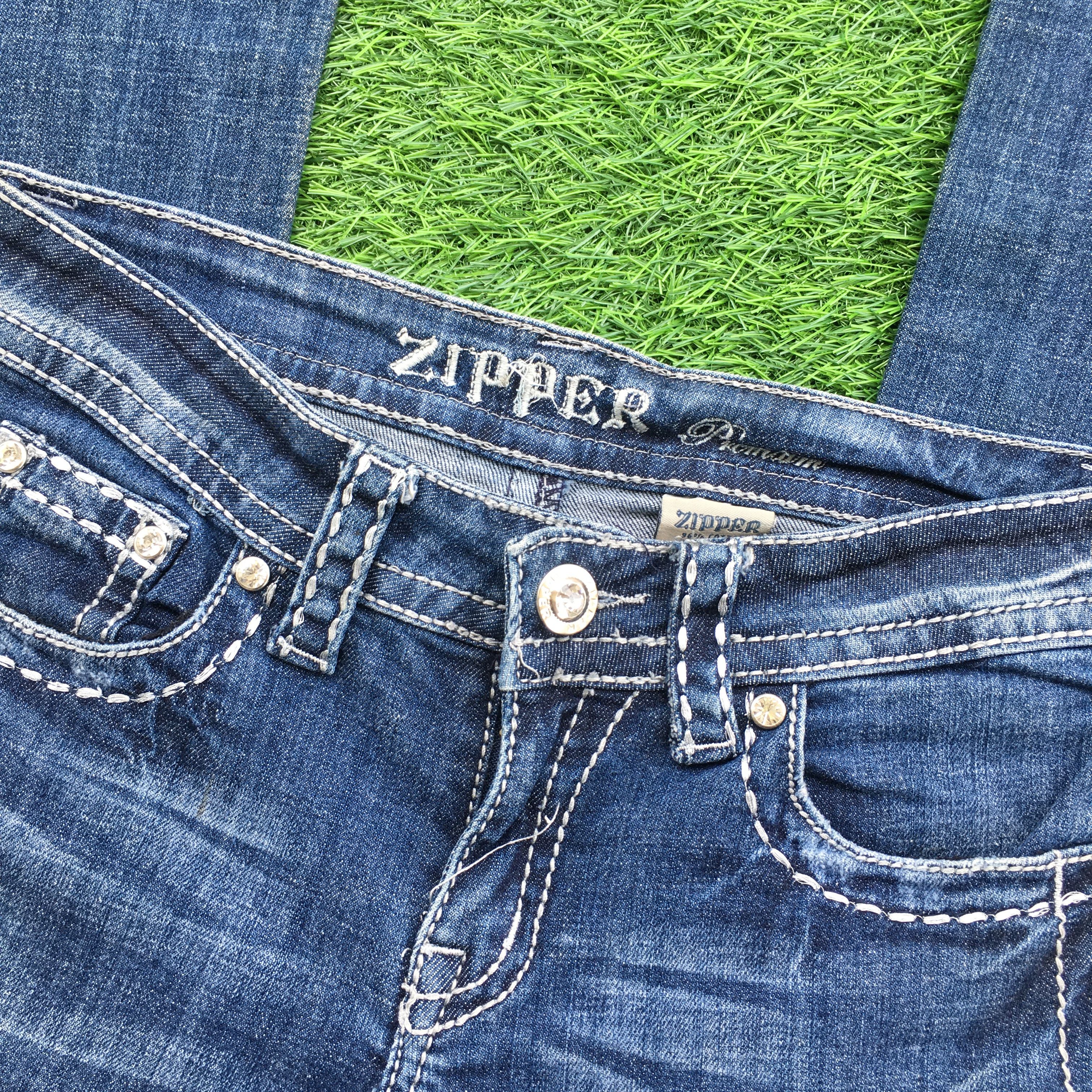 Designer × Jean Cross Embellished Bootcut Jeans D-985 Size 26" / US 2 / IT 38 - 5 Thumbnail