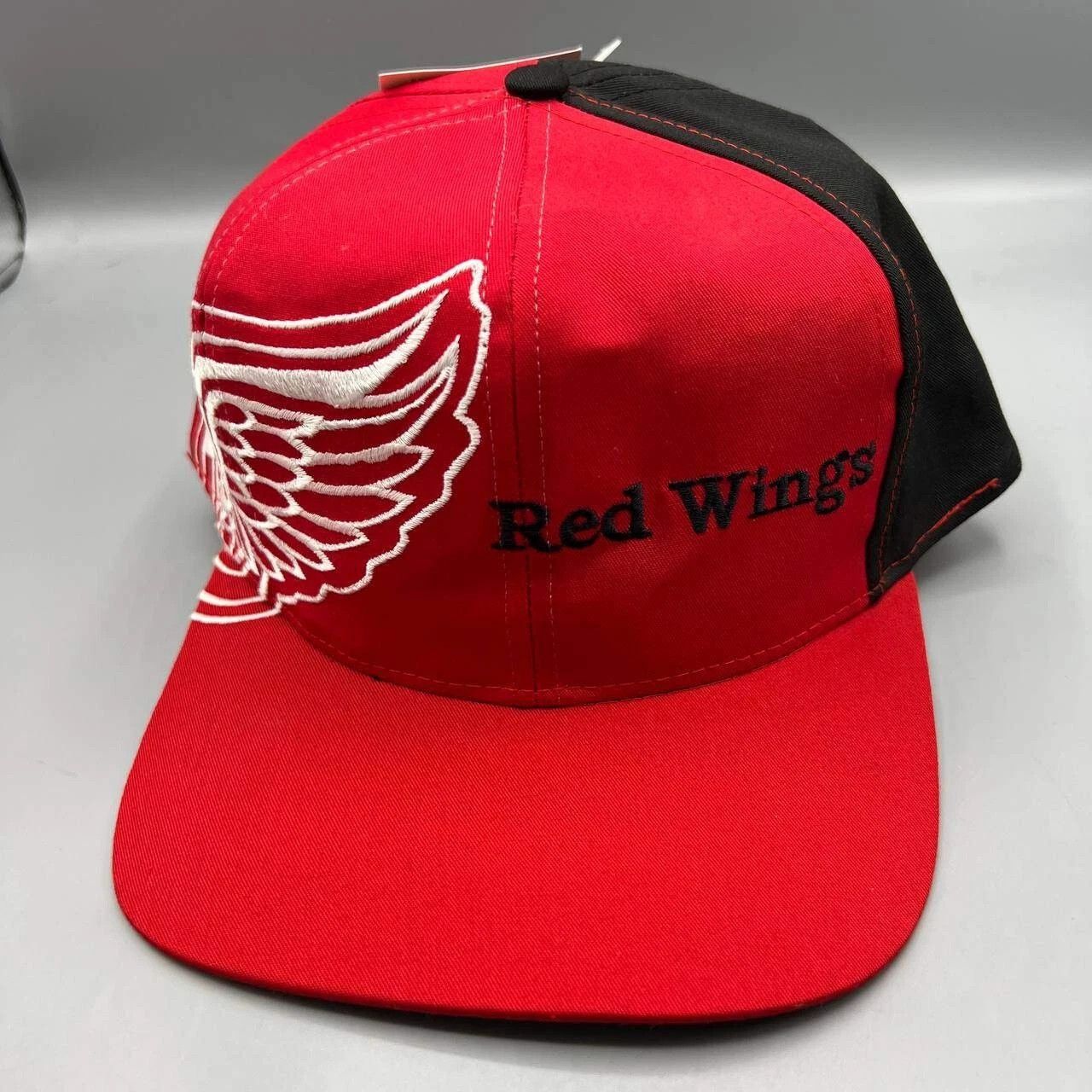 Twins Enterprise Inc. × Vintage Detroit Red Wings Hat Men Red Twins Enterprise NHL Snap Back Size ONE SIZE - 3 Thumbnail