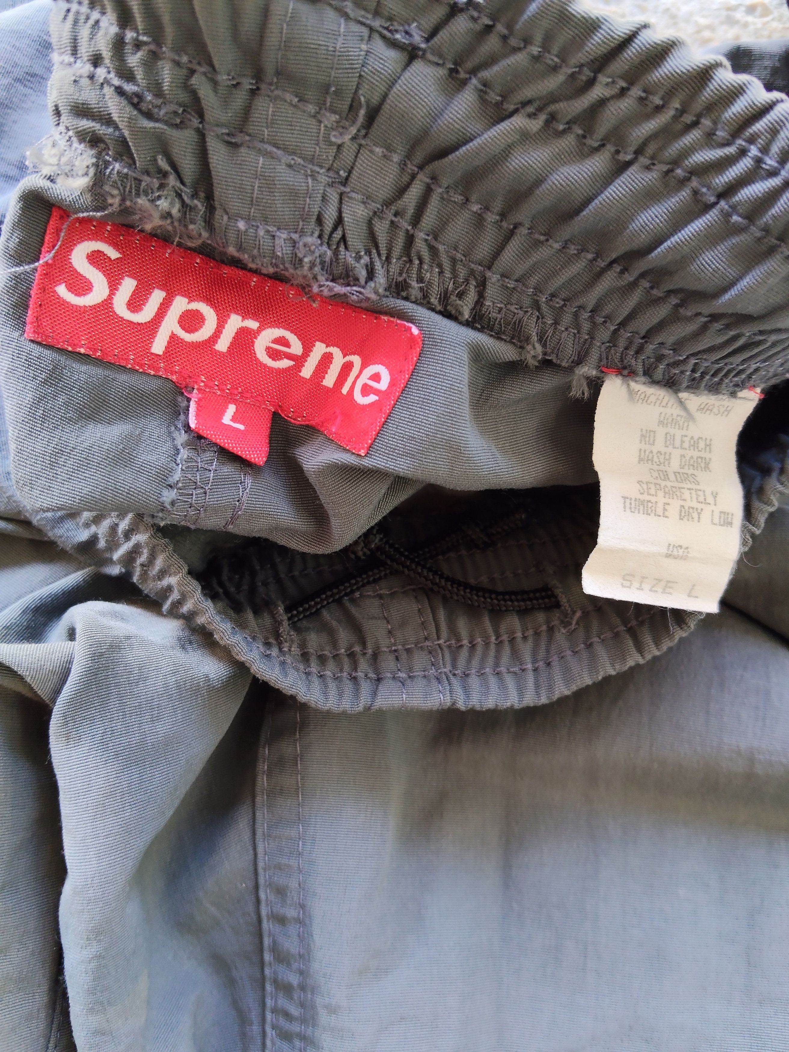Supreme × Vintage vintage faded SUPREME track pants Size US 34 / EU 50 - 5 Thumbnail