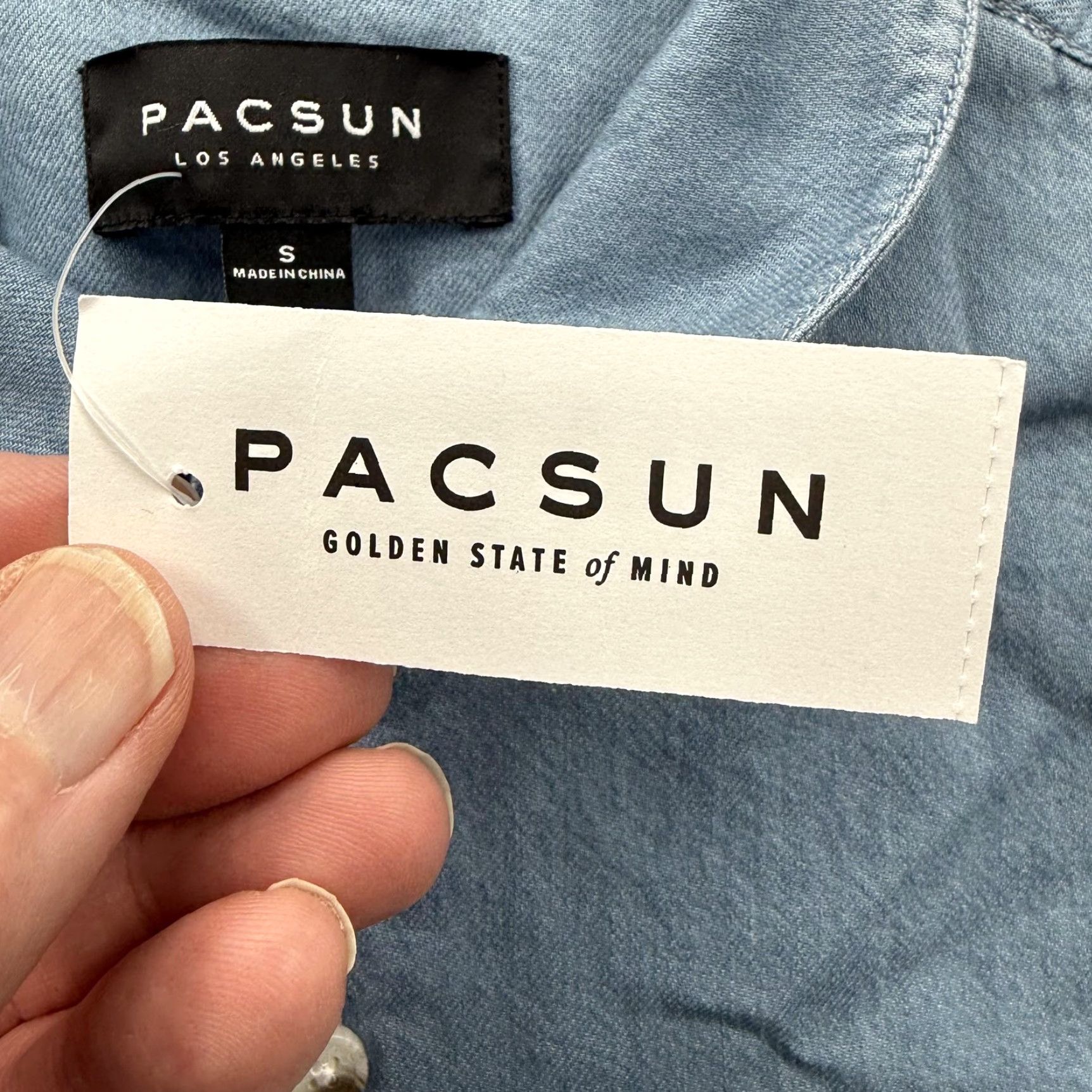 Pacsun PacSun Shirt Mens Small Blue Denim Solid Short Sleeve Button Up Casual Size US S / EU 44-46 / 1 - 5 Thumbnail