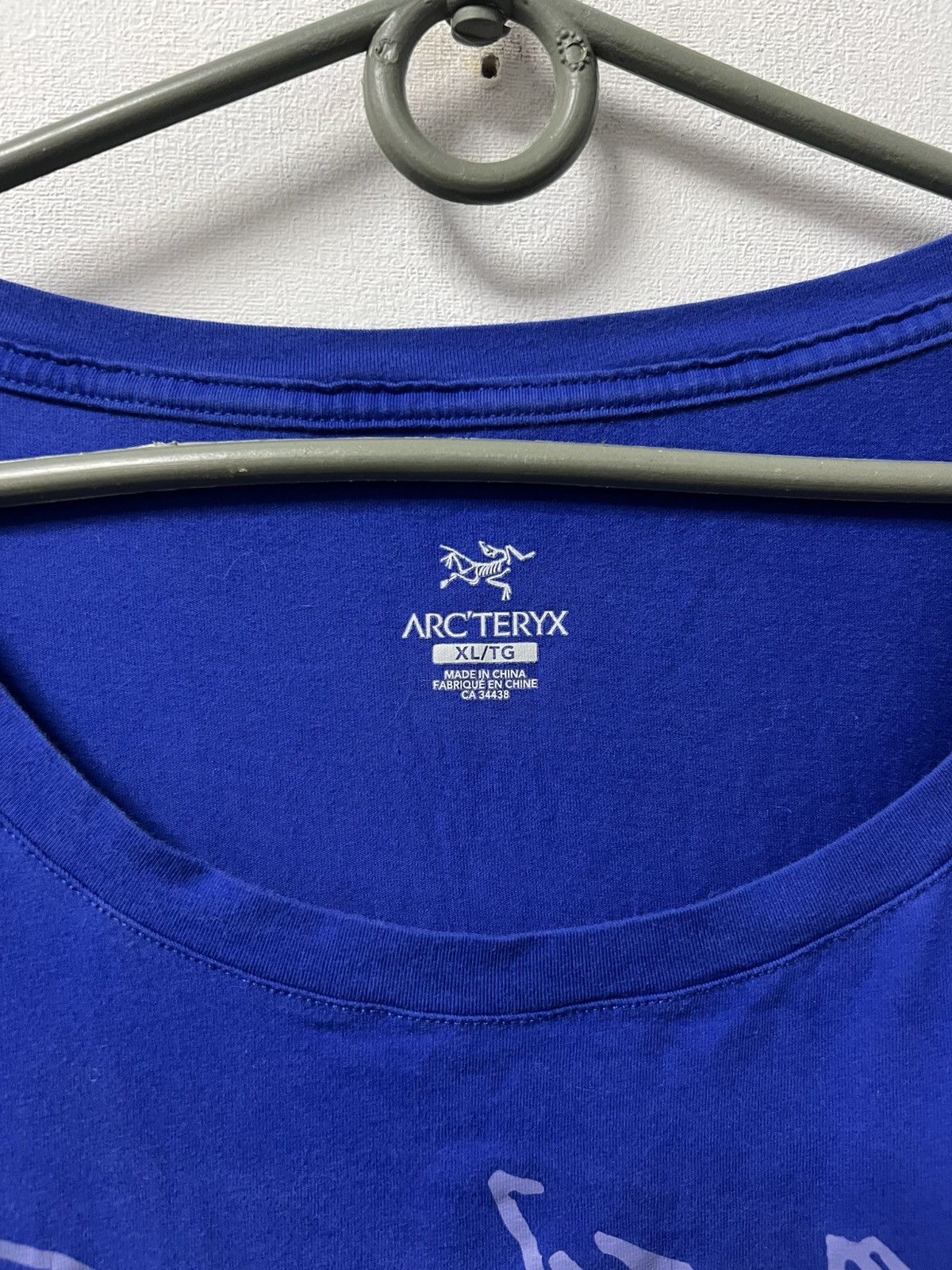 Arc'teryx Arcteryx Long Sleeve T-Shirt Vintage Big Logo Size US XL / EU 56 / 4 - 3 Thumbnail