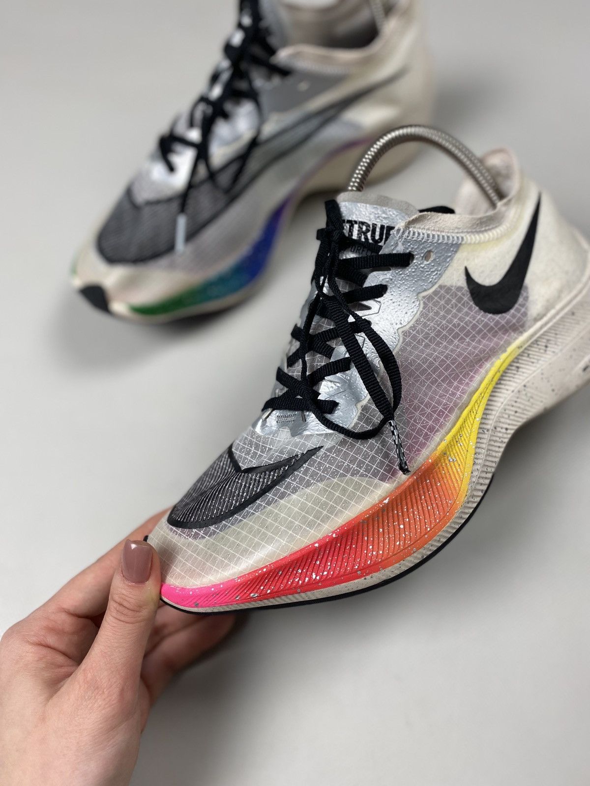 Nike Nike Zoom X Vaporfly Next ‘Be True’ Pride Marathon Sneakers Size US 7 / EU 40 - 9 Thumbnail