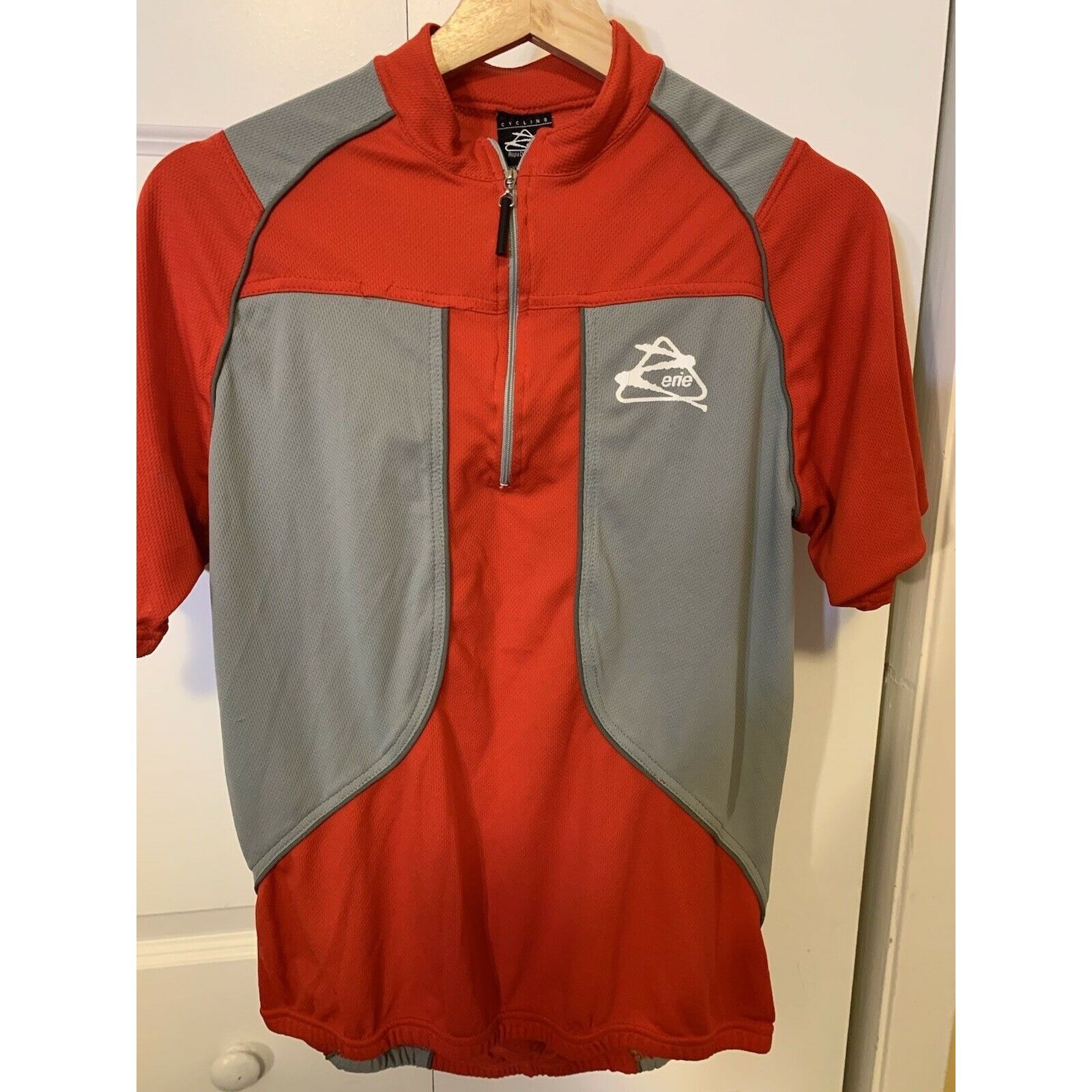 Other Zerie Cycling Jersey Bicycle SZ Large Red Gray Size US L / EU 52-54 / 3 - 1 Thumbnail