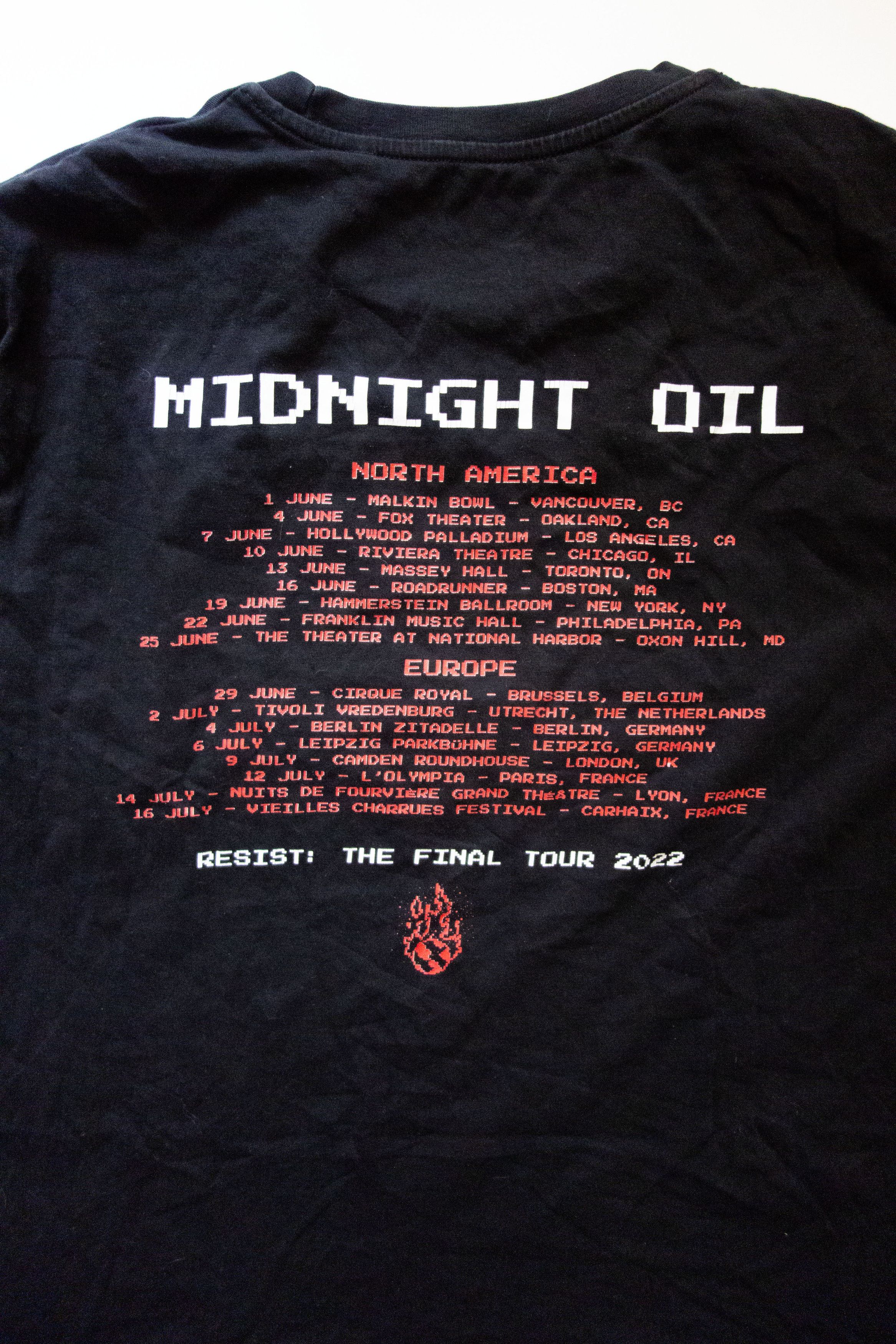 Band Tees Midnight Oil RISING SEAS TOUR BLACK TSHIRT 2022 Size US M / EU 48-50 / 2 - 4 Thumbnail