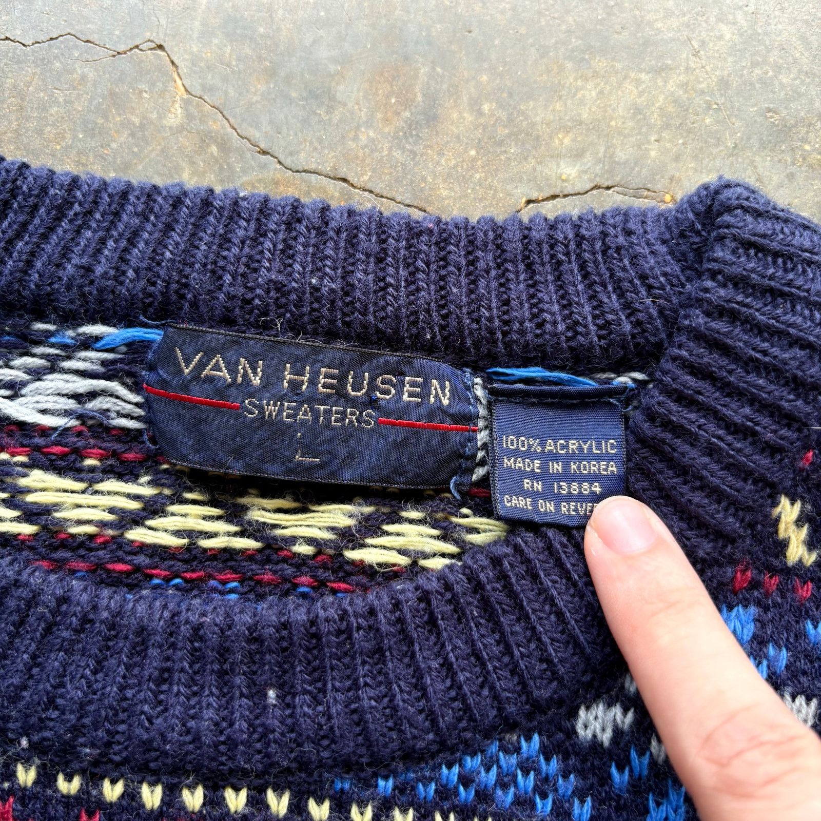 Van Heusen Crazy Vintage 90s Van Heusen Knit Sweater Size US M / EU 48-50 / 2 - 3 Thumbnail