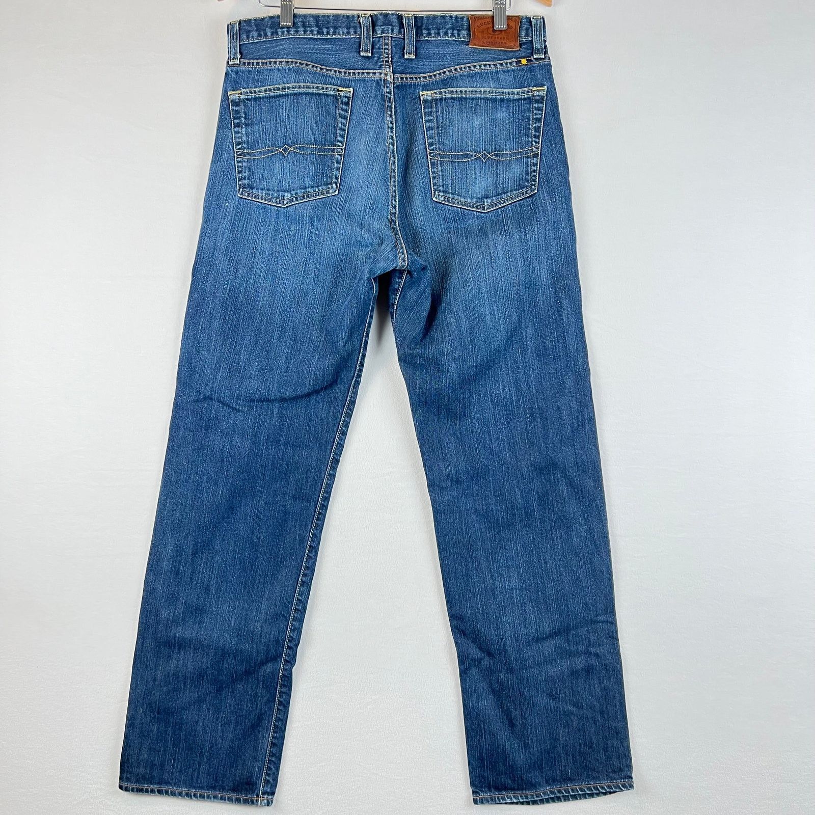 Lucky Brand Lucky Brand jeans mens 34x32 329 Classic Straight Blue Denim Size US 34 / EU 50 - 3 Thumbnail