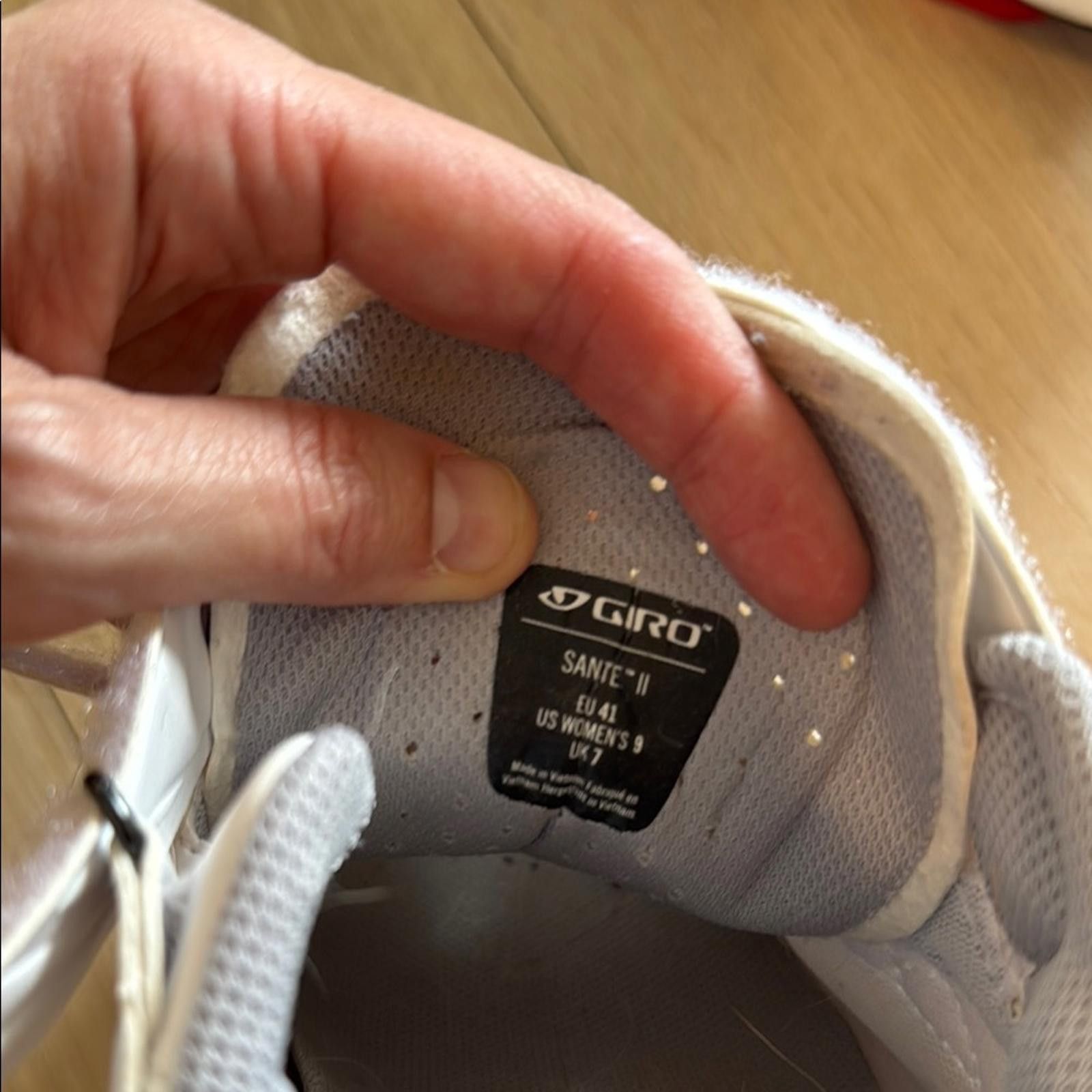 Giro Giro women’s spin shoes with peloton clips Size US 9 / IT 39 - 4 Thumbnail