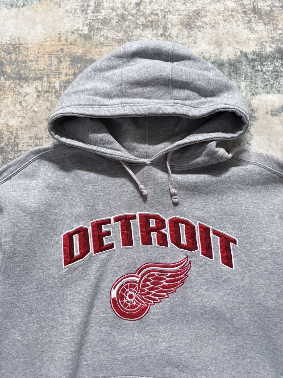 NHL Detroit Redwings NHL Embroidered Satin Graphic Hoodie Size US XXL / EU 58 / 5 - 2 Thumbnail