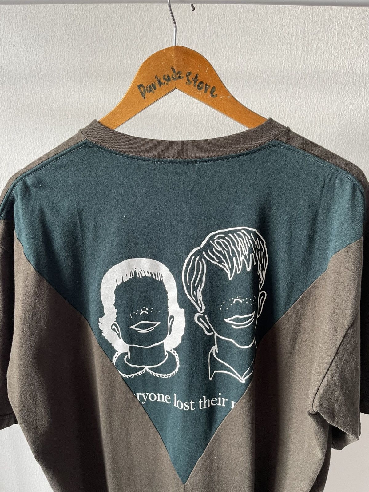 Undercover Undercover 'Lost Their Map' Tee Size US L / EU 52-54 / 3 - 6 Thumbnail