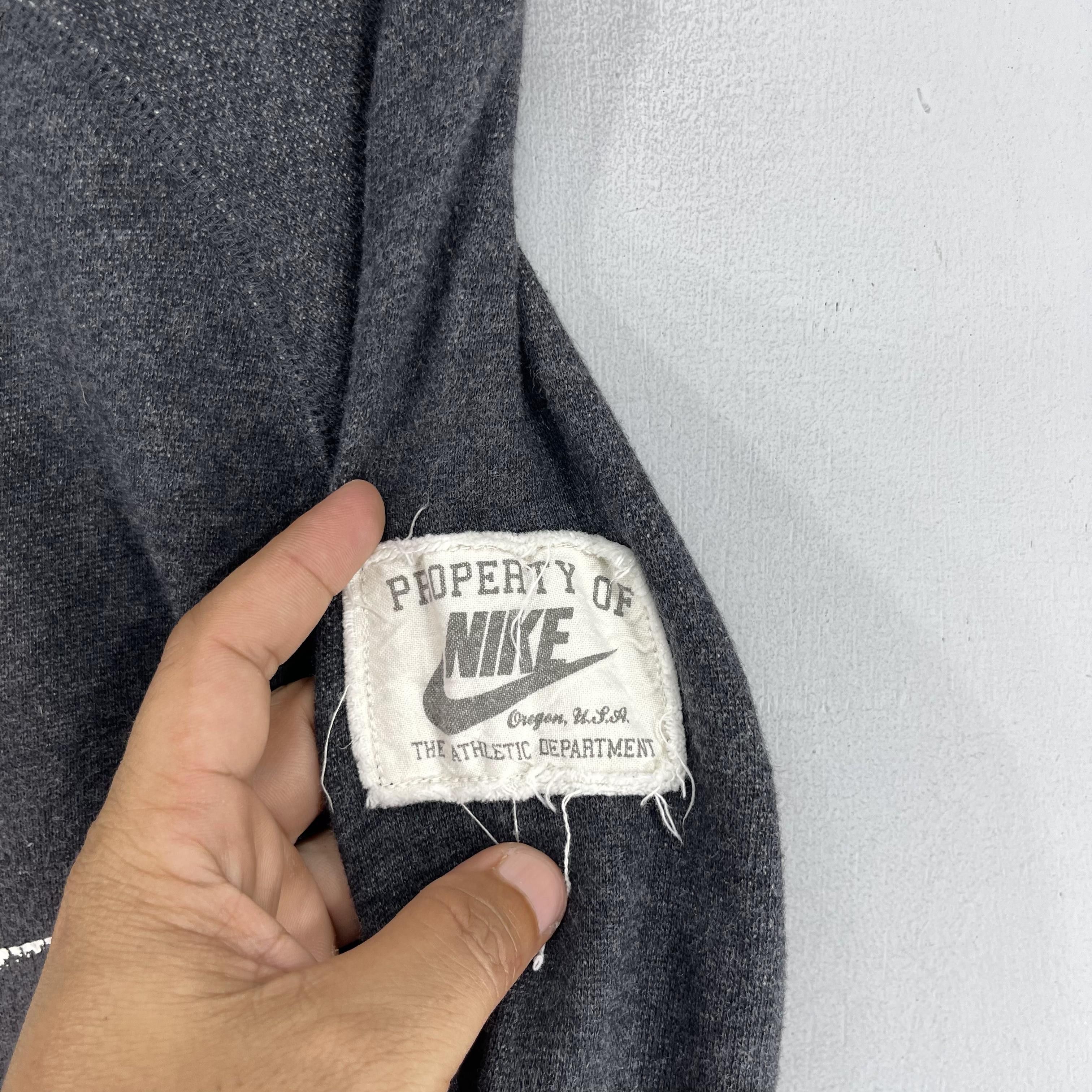 Nike × Vintage Vintage NIKE Big Swoosh Crewneck Sun Faded Sweatshirt Size US M / EU 48-50 / 2 - 5 Thumbnail