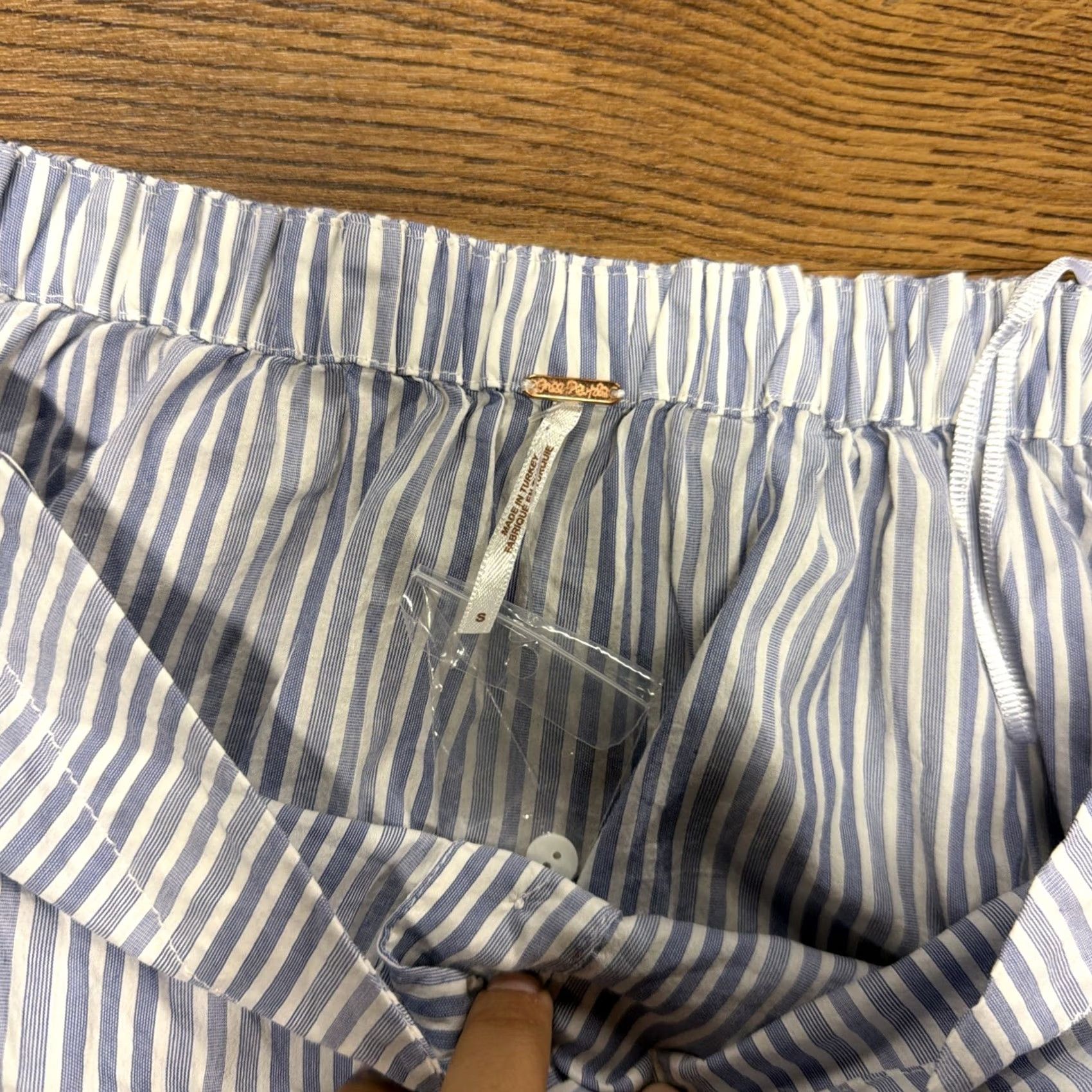 Free People Free People Shirt Womens S Blouse Bell Sleeve Blue White Stripe Cotton Blend Off the Shoulder Long Sleeve Size S / US 4 / IT 40 - 2 Thumbnail