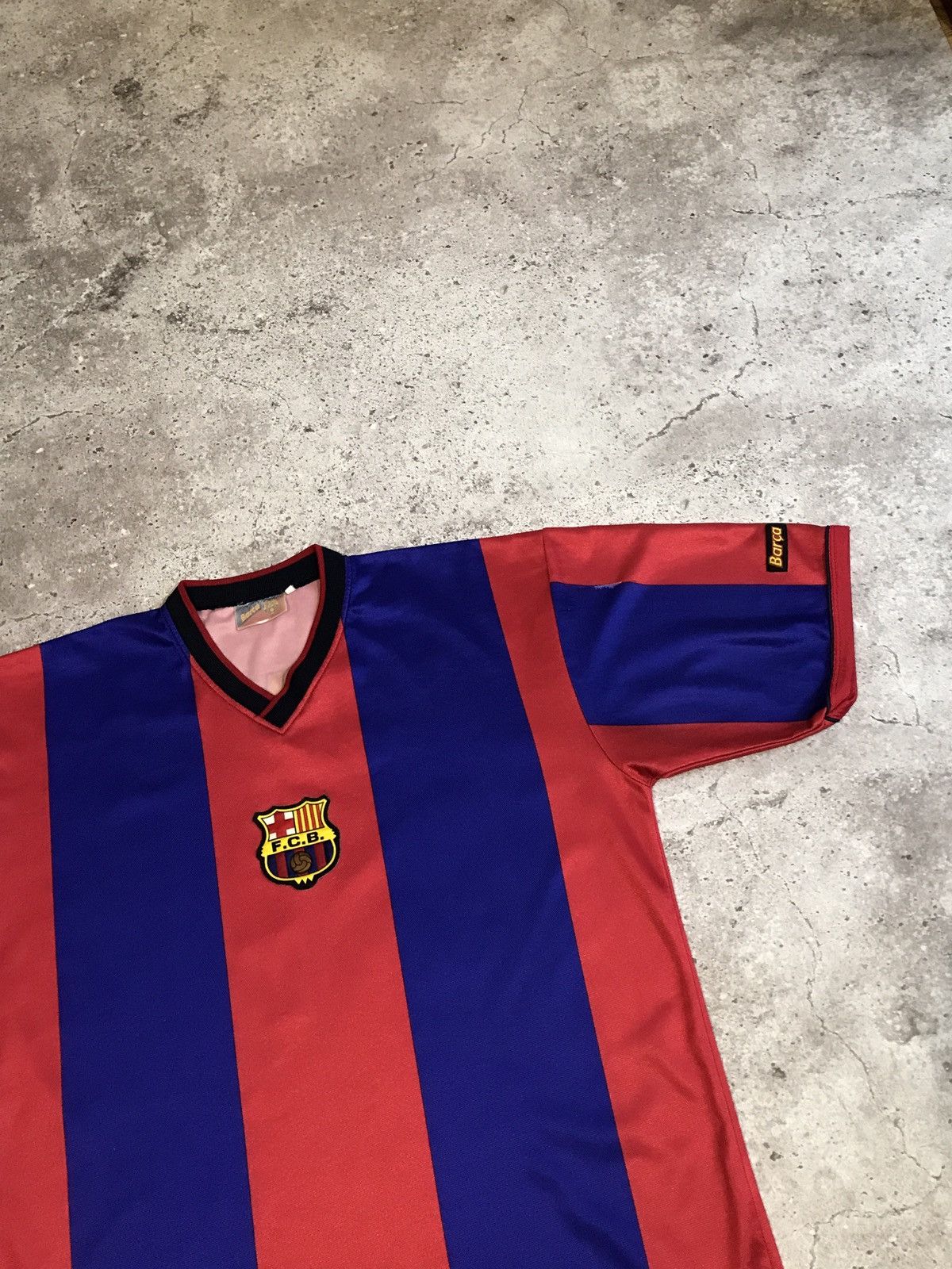 Vintage VINTAGE 90S T-SHIRT BARCELONA CENTRER LOGO “KLUIVERT” Size US L / EU 52-54 / 3 - 2 Thumbnail