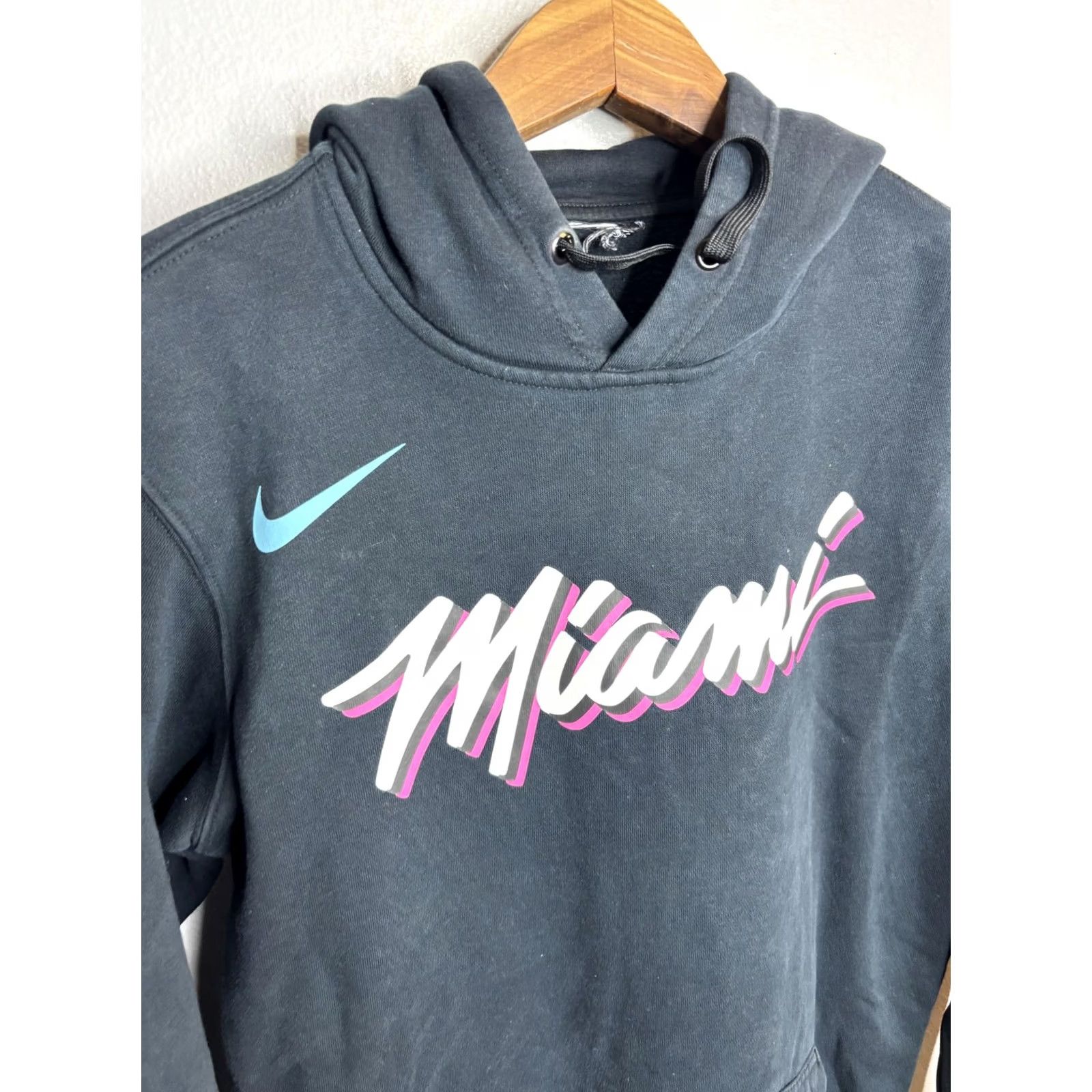 Nike Nike Miami Hoodie Mens Small Pullover Basketball South Beach Retro Black CD3242-010 Size US S / EU 44-46 / 1 - 2 Thumbnail