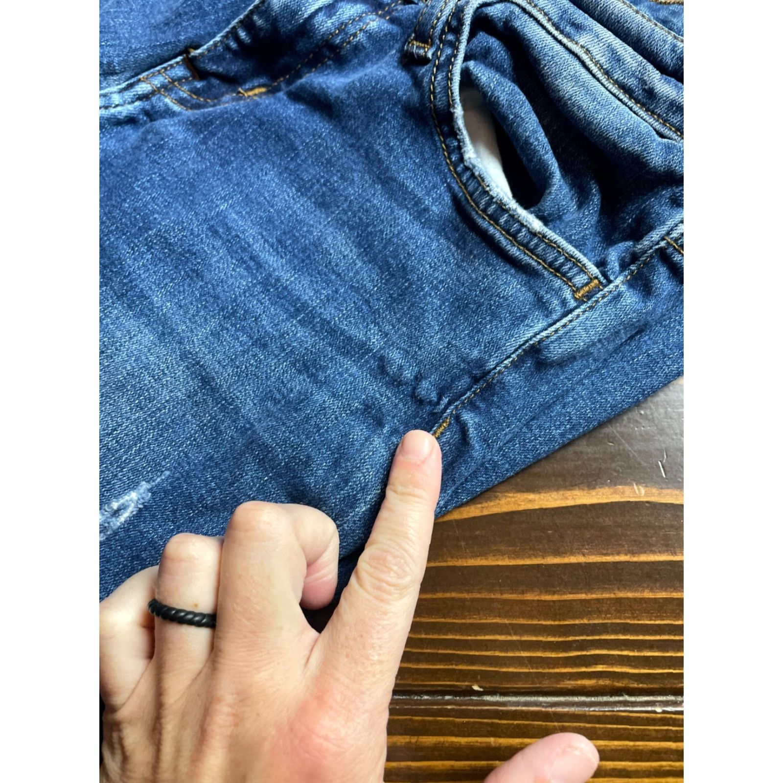 Vintage Flying Monkey Jeans Women’s Size 25 Blue Denim Cropped Pockets Size 42" / US 20 - 5 Thumbnail