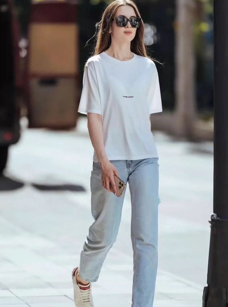 Saint Laurent Paris Saint Laurent ParisLogo letter cotton short sleeve 2504-Ne Size US M / EU 48-50 / 2 - 7 Thumbnail
