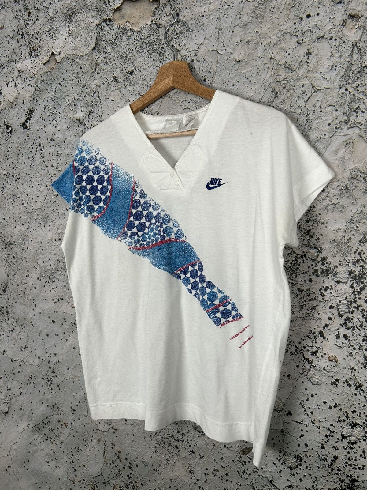 Nike Vintage Nike Grey Tag Archive Sportswear Tee Tennis Court Size US S / EU 44-46 / 1 - 2 Thumbnail