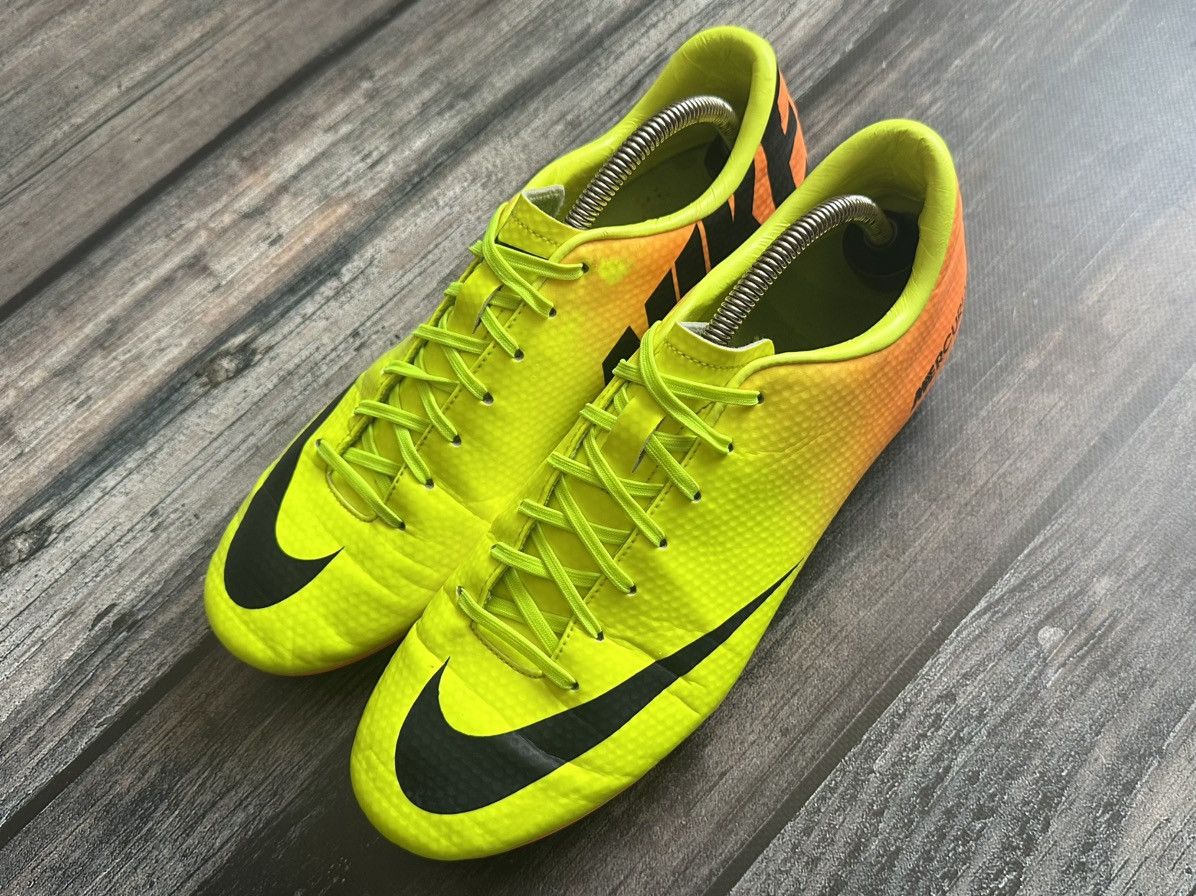 Nike 2013 NIKE MERCURIAL VICTORY IV SOCCER BOOTS CLEATS US 10.5 Size US 10.5 / EU 43-44 - 2 Thumbnail