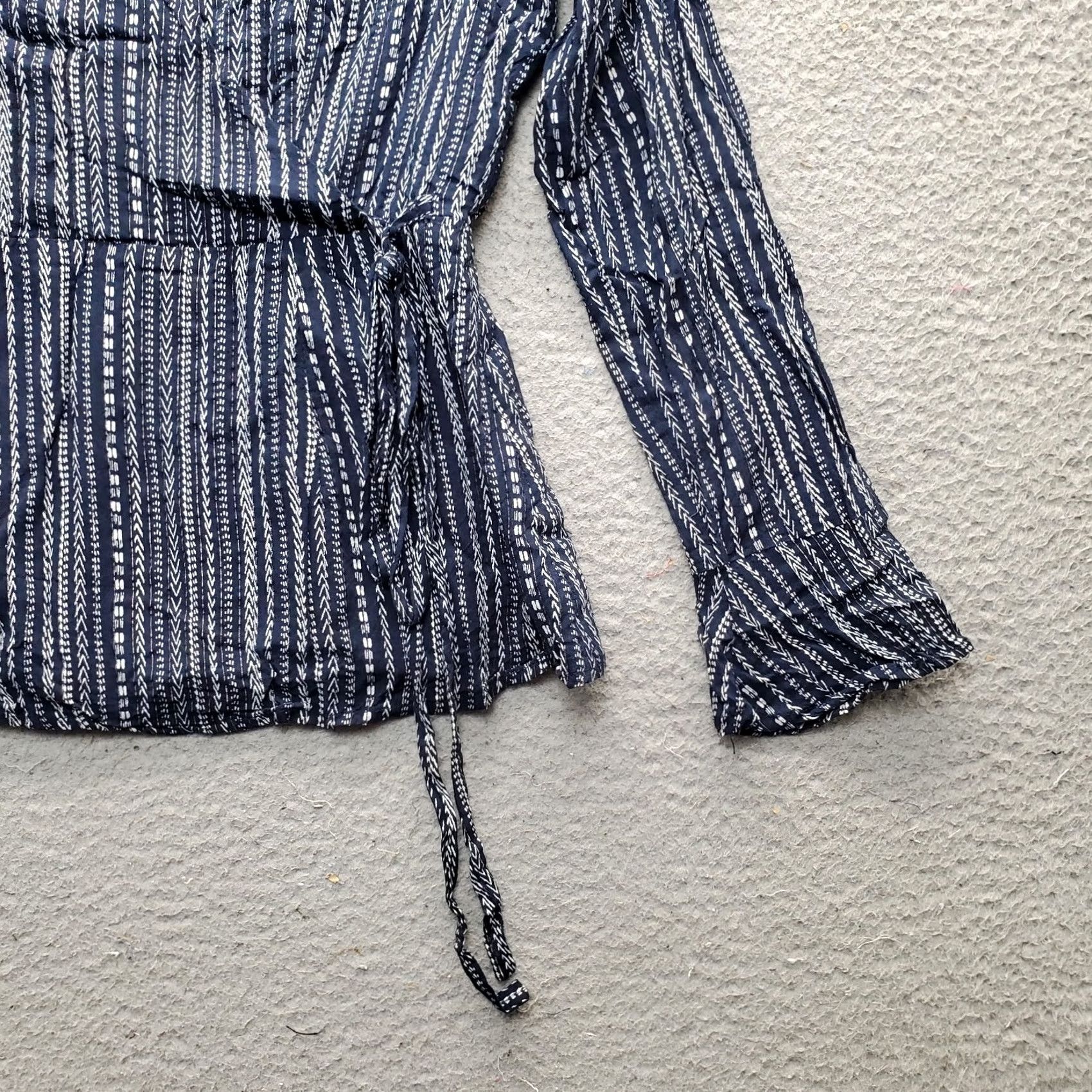 Vintage Skies Are Blue Blouse Women S Multi Stripe Long Sleeve Wrap V Neck Tie Waist Shirt XS? Size S / US 4 / IT 40 - 4 Thumbnail