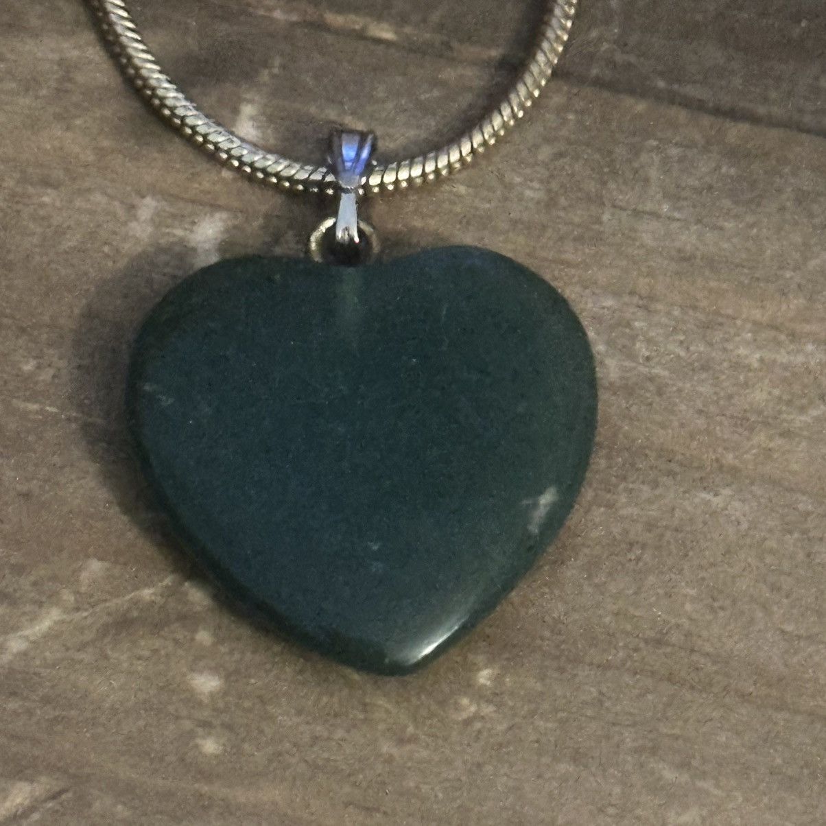 Other 24KGB snake chain Jade heart pendant necklace Size ONE SIZE - 4 Thumbnail