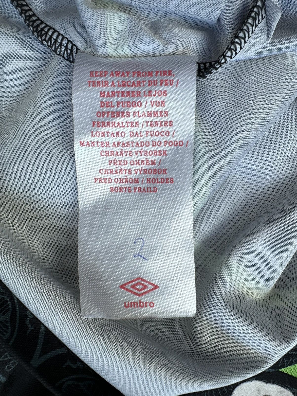 Umbro 90s Vintage Umbro Celtic National Team Jersey 1998-1990 Size US L / EU 52-54 / 3 - 10 Thumbnail