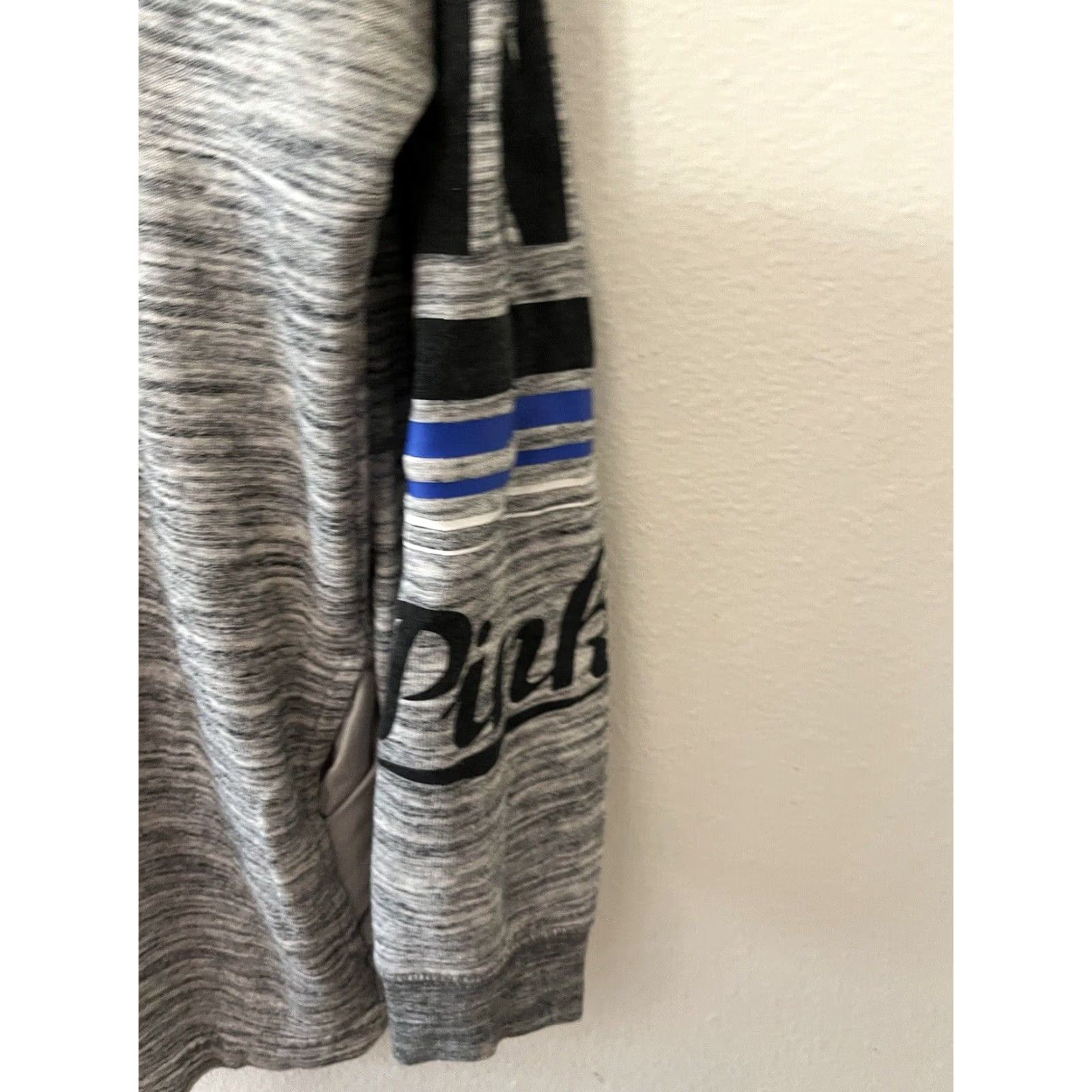 Pinko PINK Victoria's Secret Sweatshirt Women M Gray 1/4 Zip Fleece Pullover Mock Neck Logo Activewear Casual Pullover Sweatshirt Womens Size M / US 6-8 / IT 42-44 - 4 Thumbnail