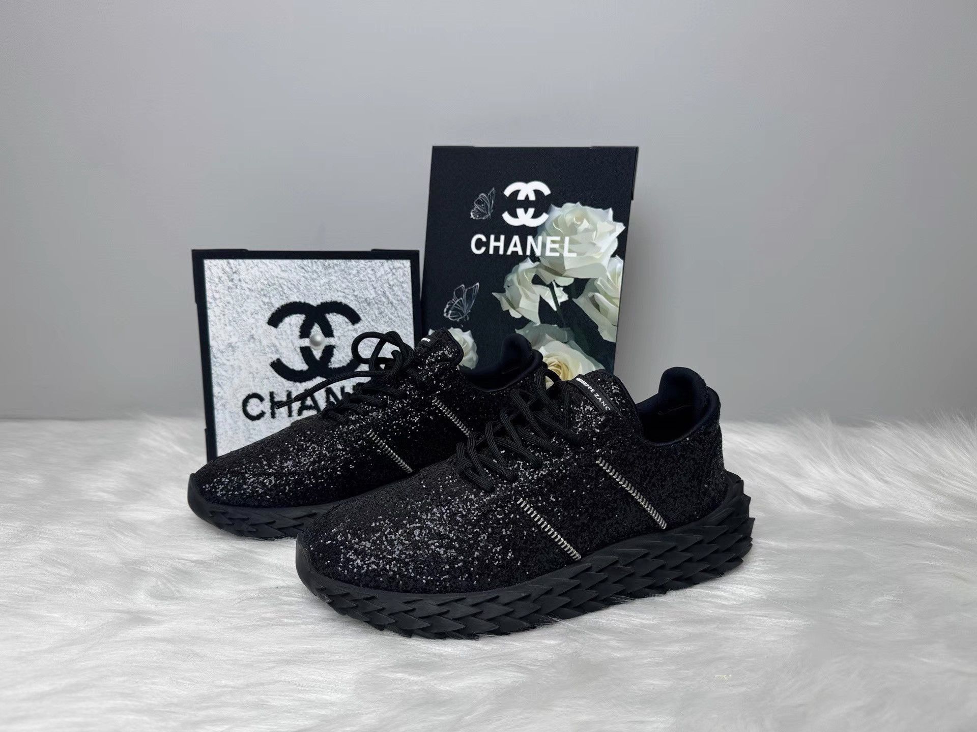 Giuseppe Zanotti Giuseppe Zanotti GZ Black Sequin Casual Shoes K36 Size US 9 / EU 42 - 1 Thumbnail