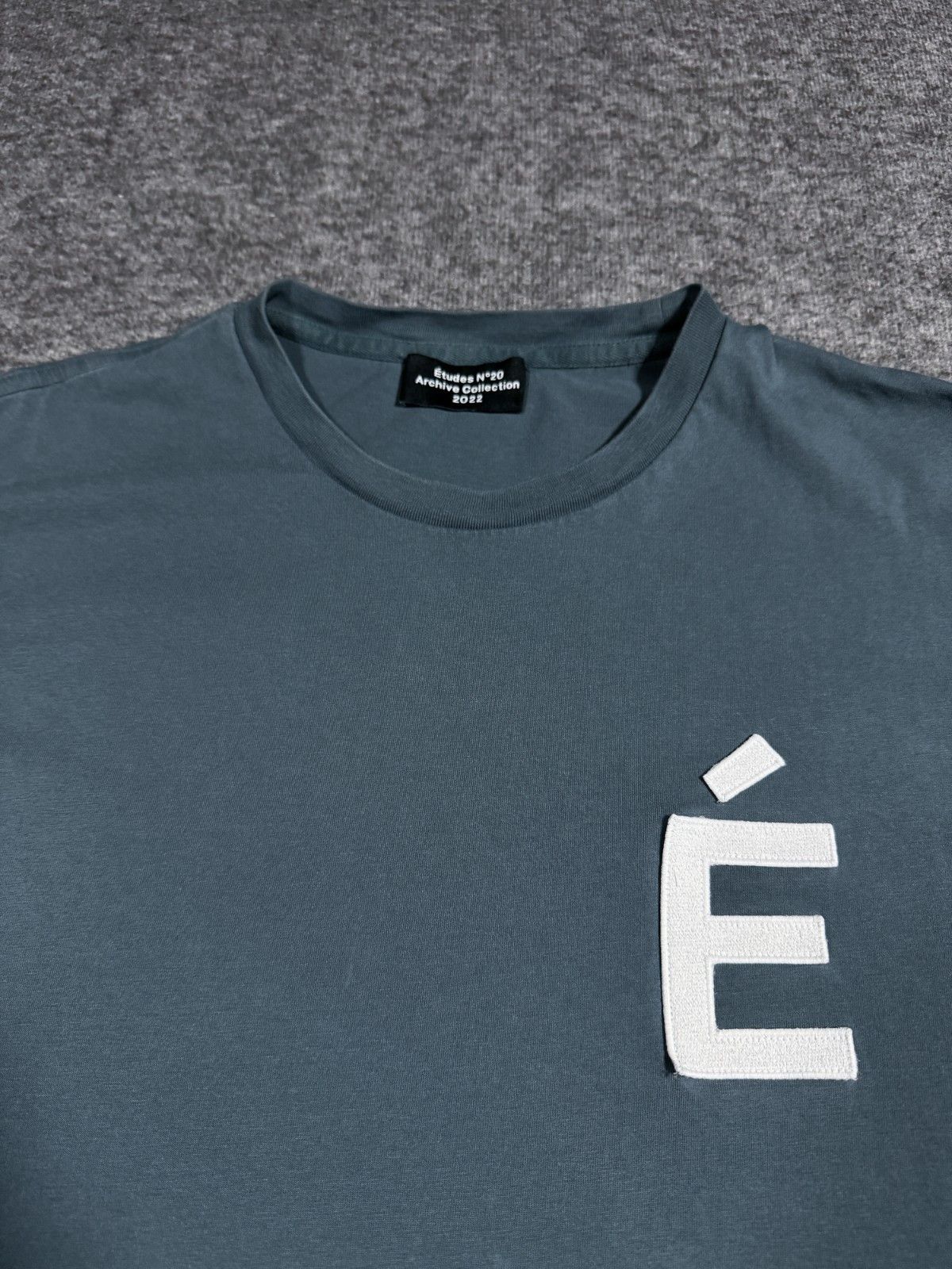 Etudes Etudes Studio E Logo Patch Cotton Tee Gorpcore Parisian XL Size US XL / EU 56 / 4 - 2 Thumbnail
