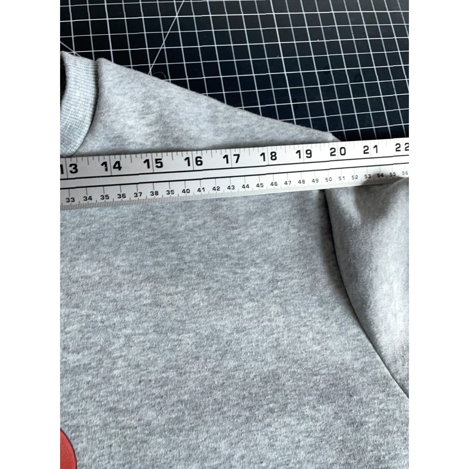 Vintage Sleepy Bear Tea Sweatshirt Adult Large Heather Gray Crewneck Past My Bedtime Mens Pullover Sweatshirt Regular Size US L / EU 52-54 / 3 - 7 Thumbnail