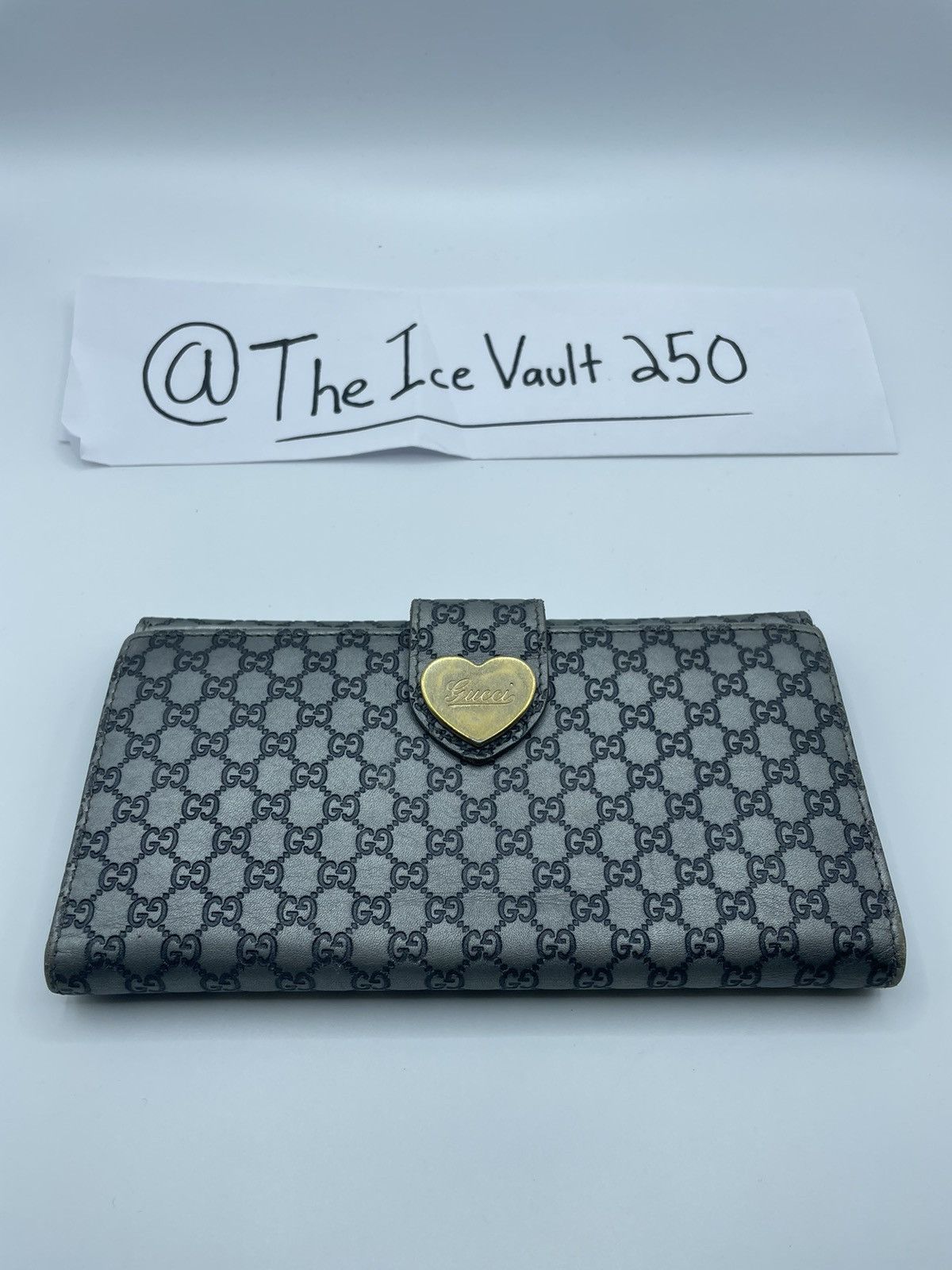 image of Gucci Vintage Wallet in Grey, Women's
