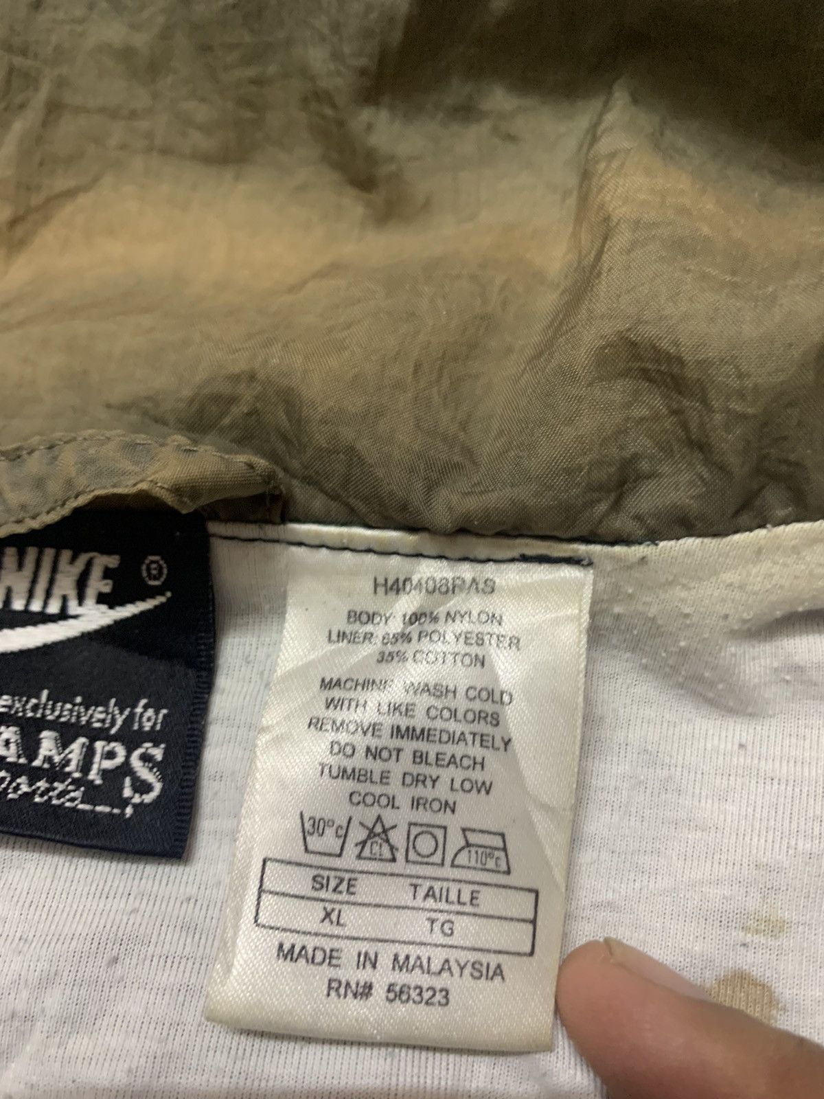 Vintage Vintage Nike Air Oversized Windbreaker Size US XL / EU 56 / 4 - 11 Thumbnail