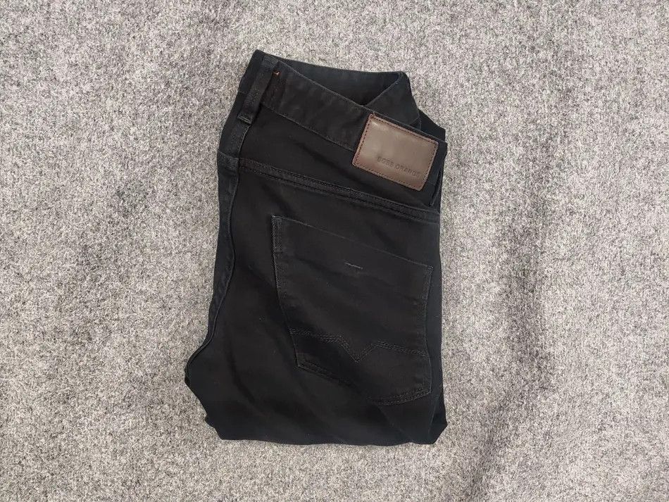 Hugo Boss Hugo Boss Orange 63 Noir Black Slim fit Tapered Denim Jeans Size US 32 / EU 48 - 1 Thumbnail