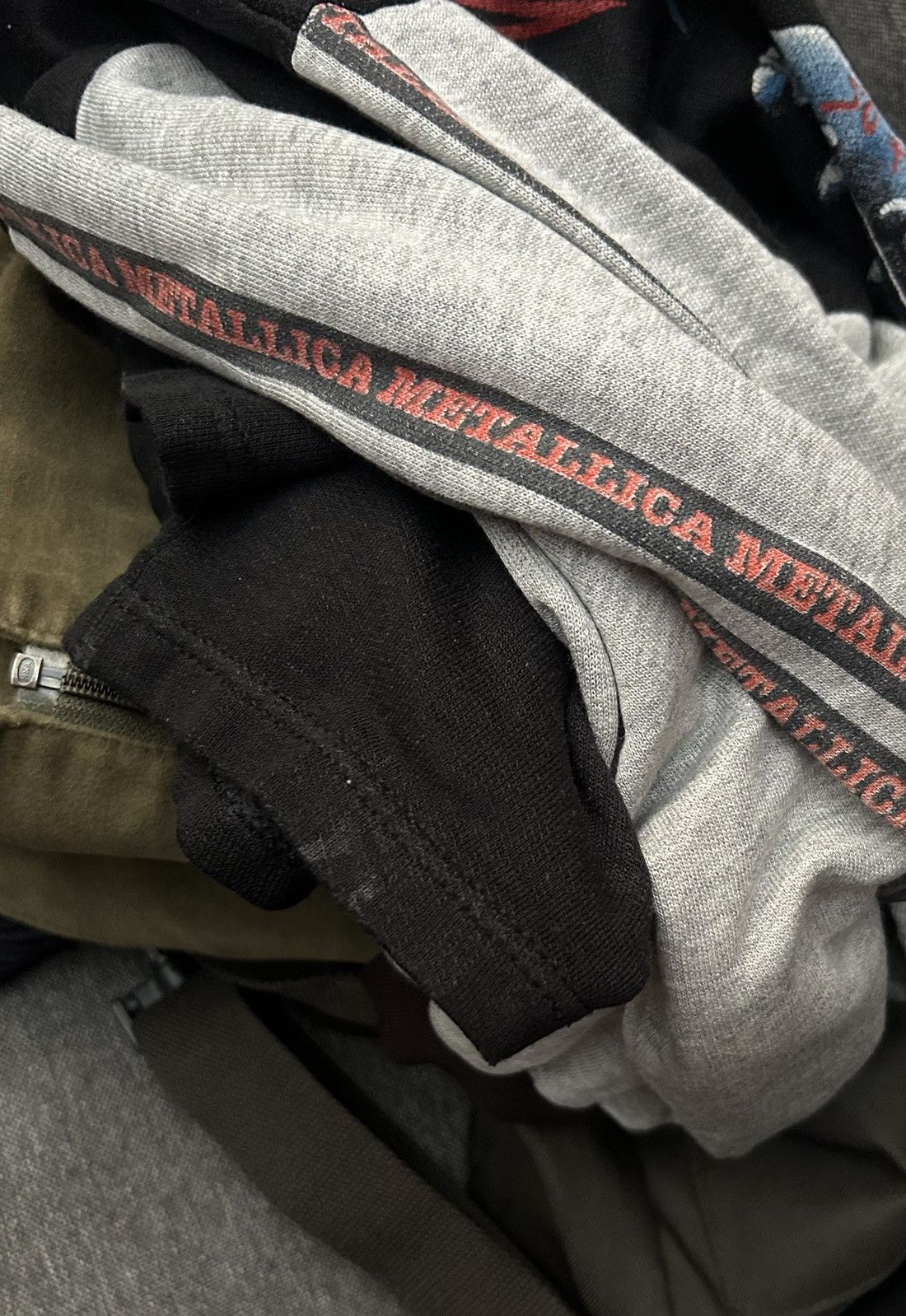 Band Tees × Metallica × Vintage Vintage 1995 Metallica “Live Sh*t” AOP Hoodie Empyre Size US M / EU 48-50 / 2 - 8 Thumbnail
