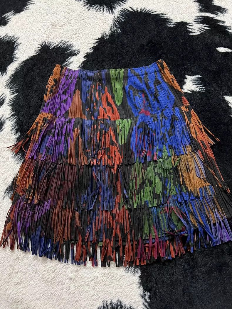 Issey Miyake Issey Miyake size:3 Colorful tassel short skirt Size 42" / US 20 - 6 Thumbnail