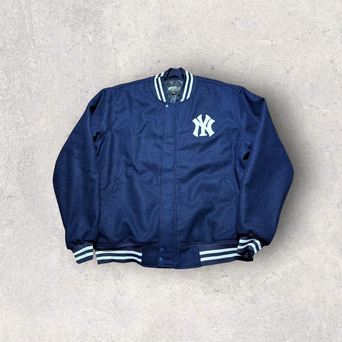 MLB Vintage New York Yankees bomber jacket Size US XXL / EU 58 / 5 - 1 Thumbnail