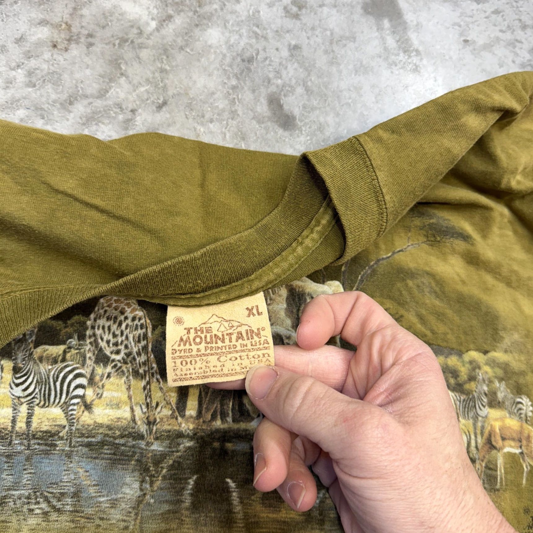 The Mountain The Mountain Shirt Mens XL Green Safari Animals Jacksonville Zoo Graphic Tee Size US XL / EU 56 / 4 - 5 Thumbnail