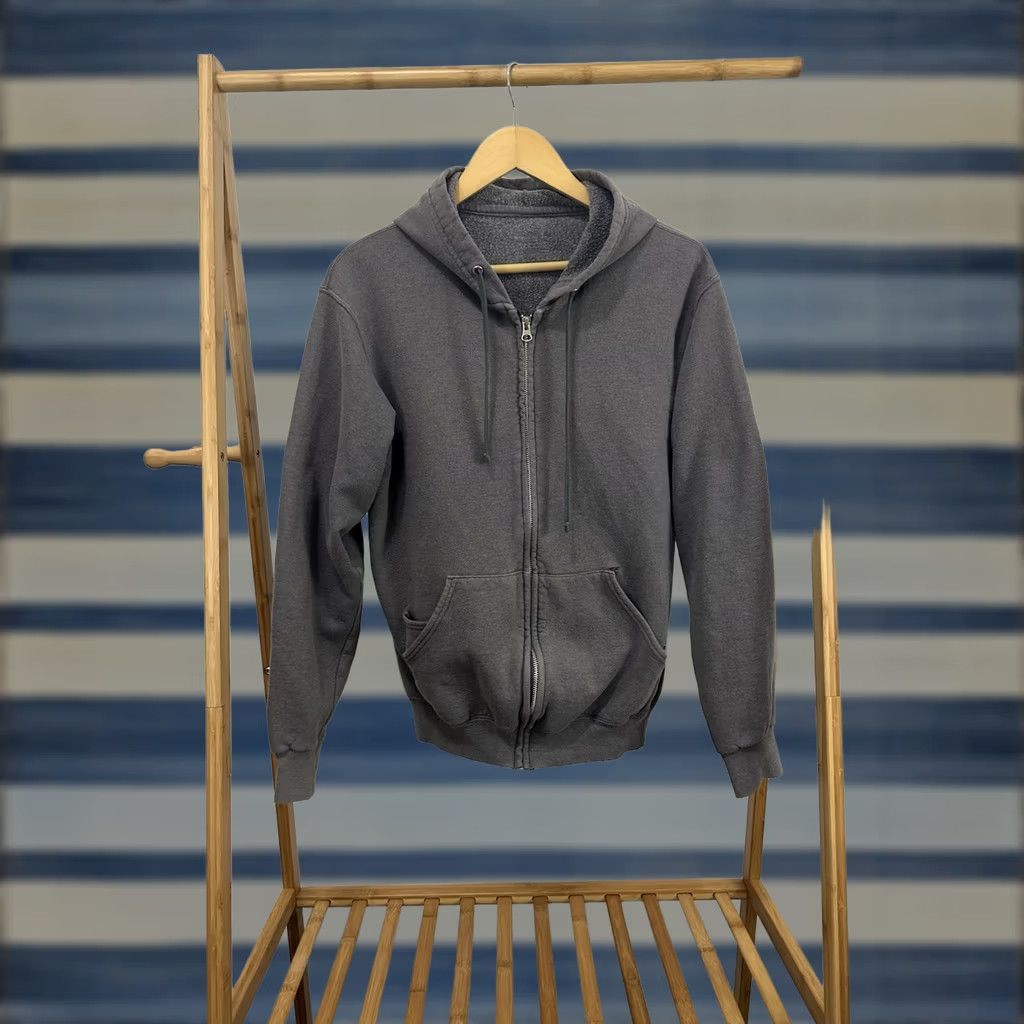 Fruit Of The Loom VTG FOTL Faded Gray Work WIP Full Zip Hoodie Sweatshirt Size M Men Gray/Medium Full Zip Grunge Workwear Distressed 90s? Size US M / EU 48-50 / 2 - 1 Thumbnail