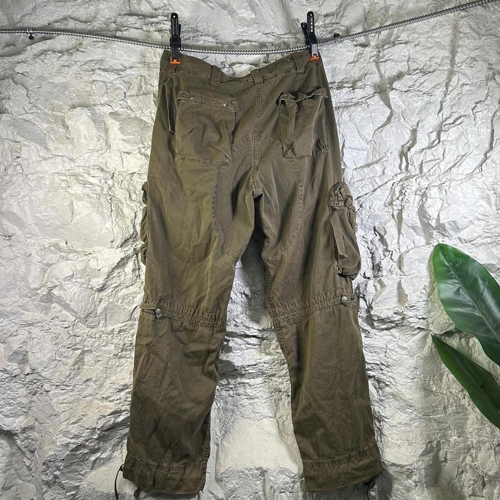 Polo Ralph Lauren VTG Polo Ralph Lauren Khaki Cargo Trousers Size 34 Size US 34 / EU 50 - 5 Thumbnail