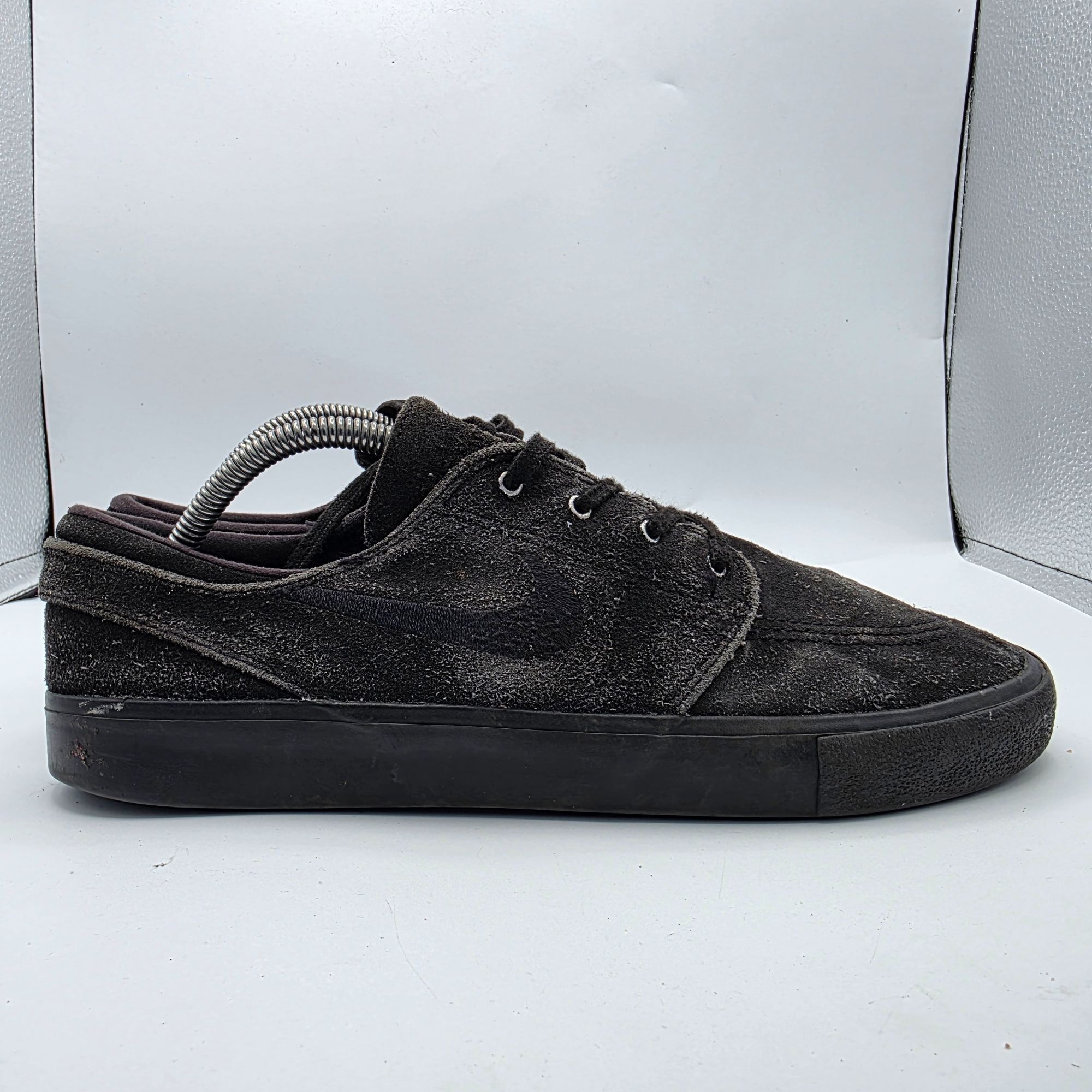 Nike Nike SB Zoom Stefan Janoski Mens Size 10 Triple Black Sneake Size US 10 / EU 43 - 12 Thumbnail