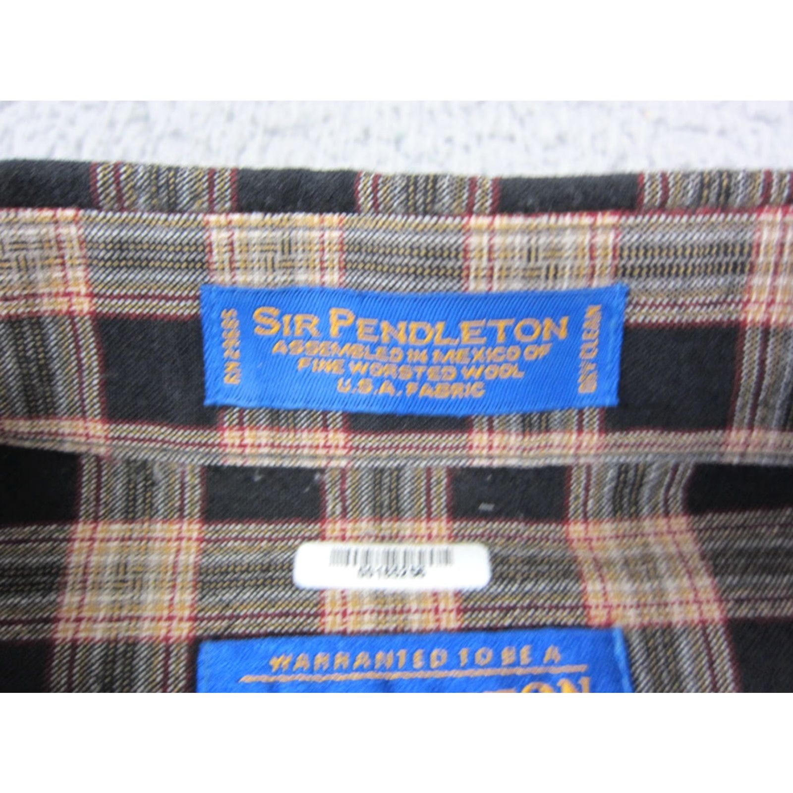 Pendleton VINTAGE Pendleton Shirt Mens 2XL Plaid Wool Button-Up Long Sleeve Fall Winter Spring Casual Travel USA Mens Size US XXL / EU 58 / 5 - 4 Thumbnail