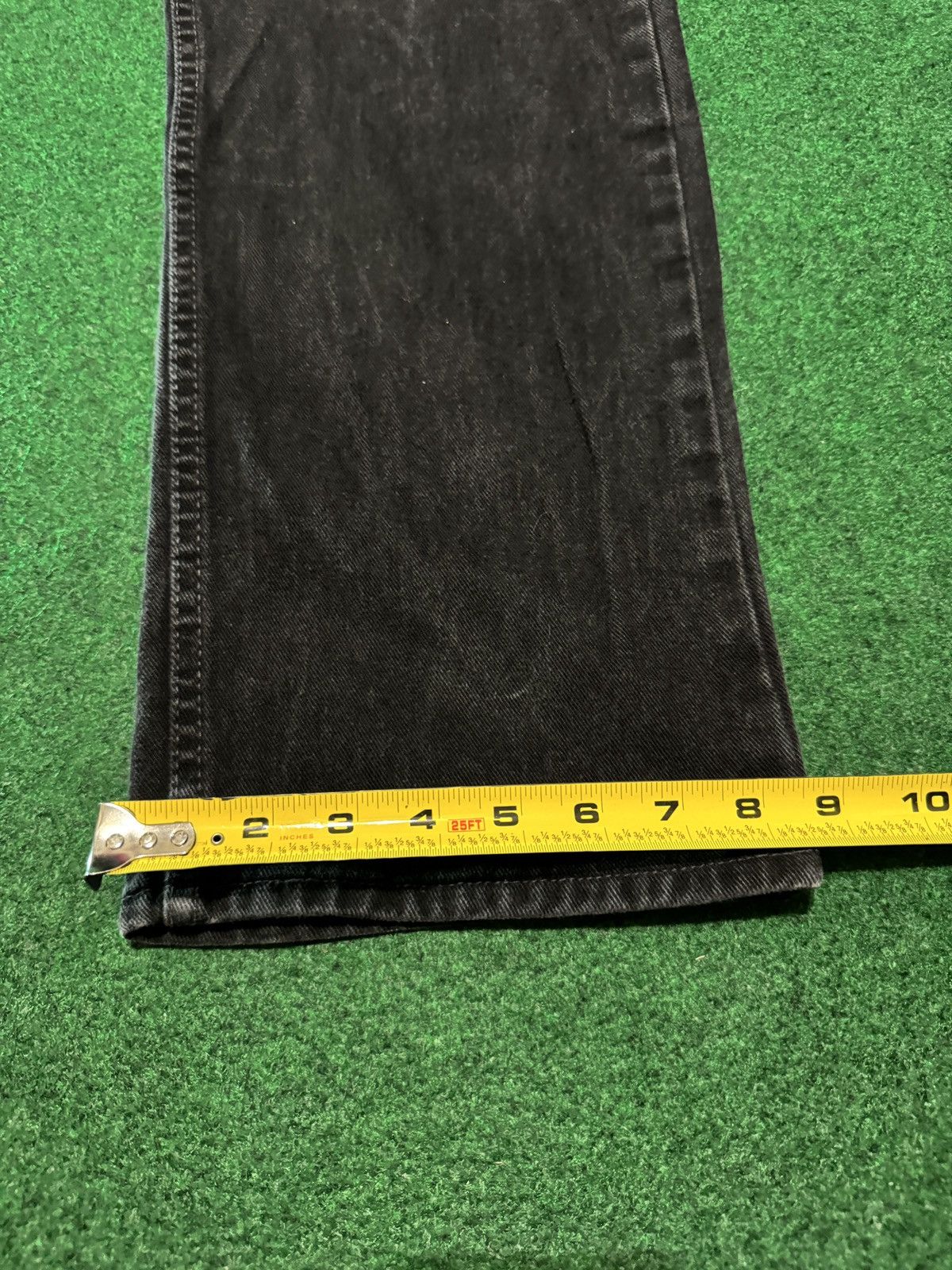Levi's Vintage Clothing Vintage Levi’s 505 Straight Leg 37x30 Black Denim Jeans Size US 37 - 8 Thumbnail