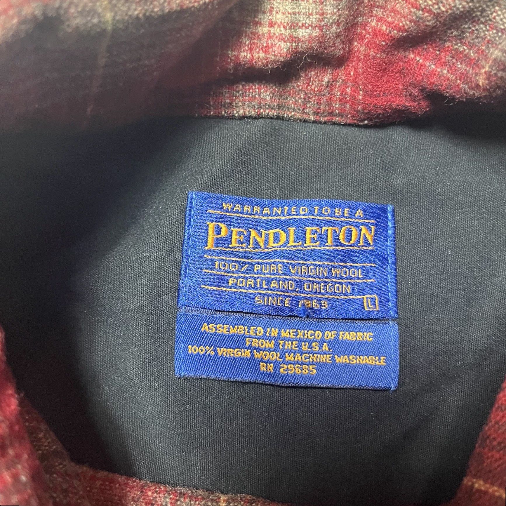 Pendleton VINTAGE Pendleton Board Shirt Wool Plaid Flannel Button-Up Large Red Mens Size US L / EU 52-54 / 3 - 4 Thumbnail