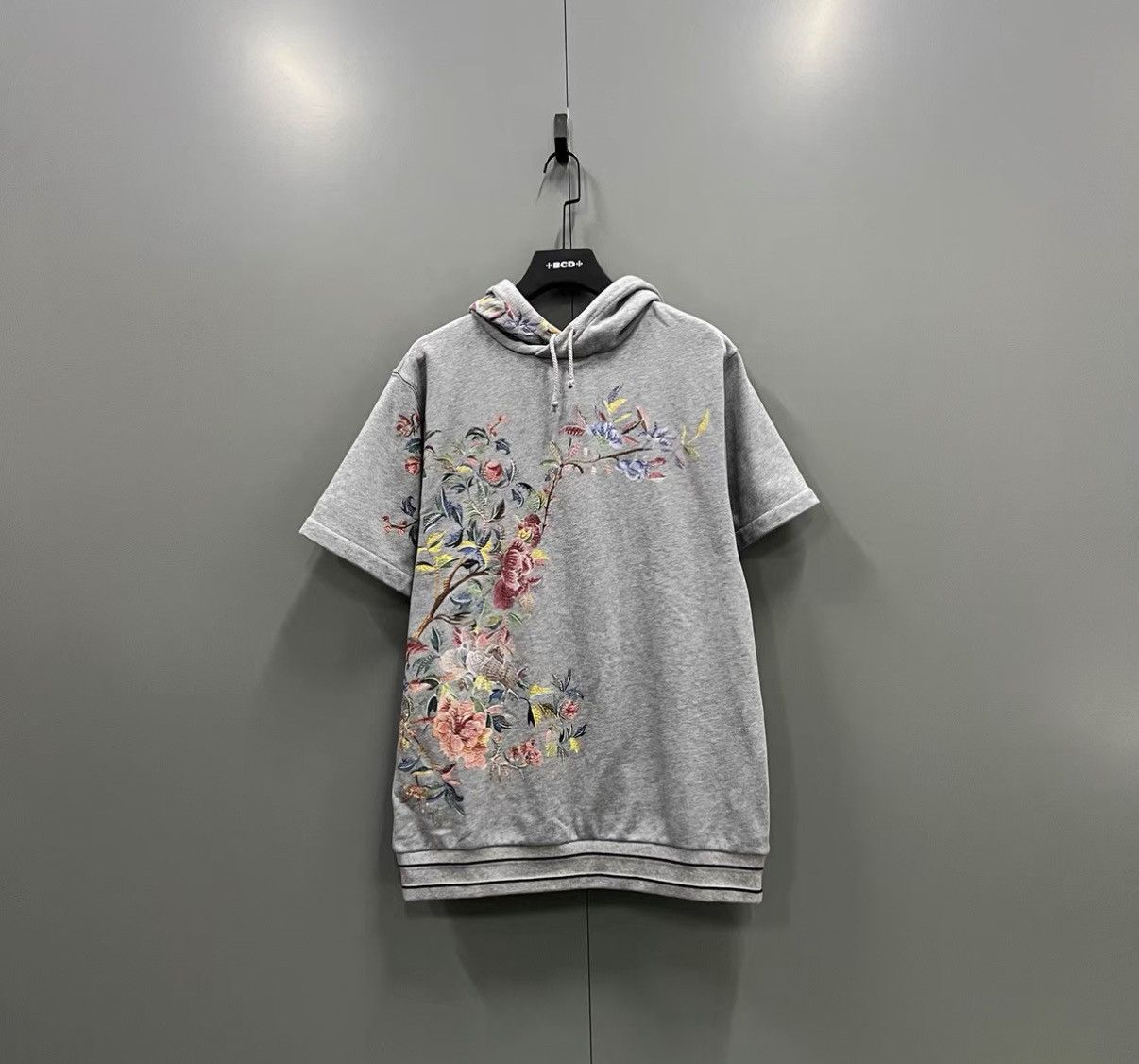 Dior Dior Butterfly & Floral Pattern Hoodie J41 Size S / US 4 / IT 40 - 1 Thumbnail