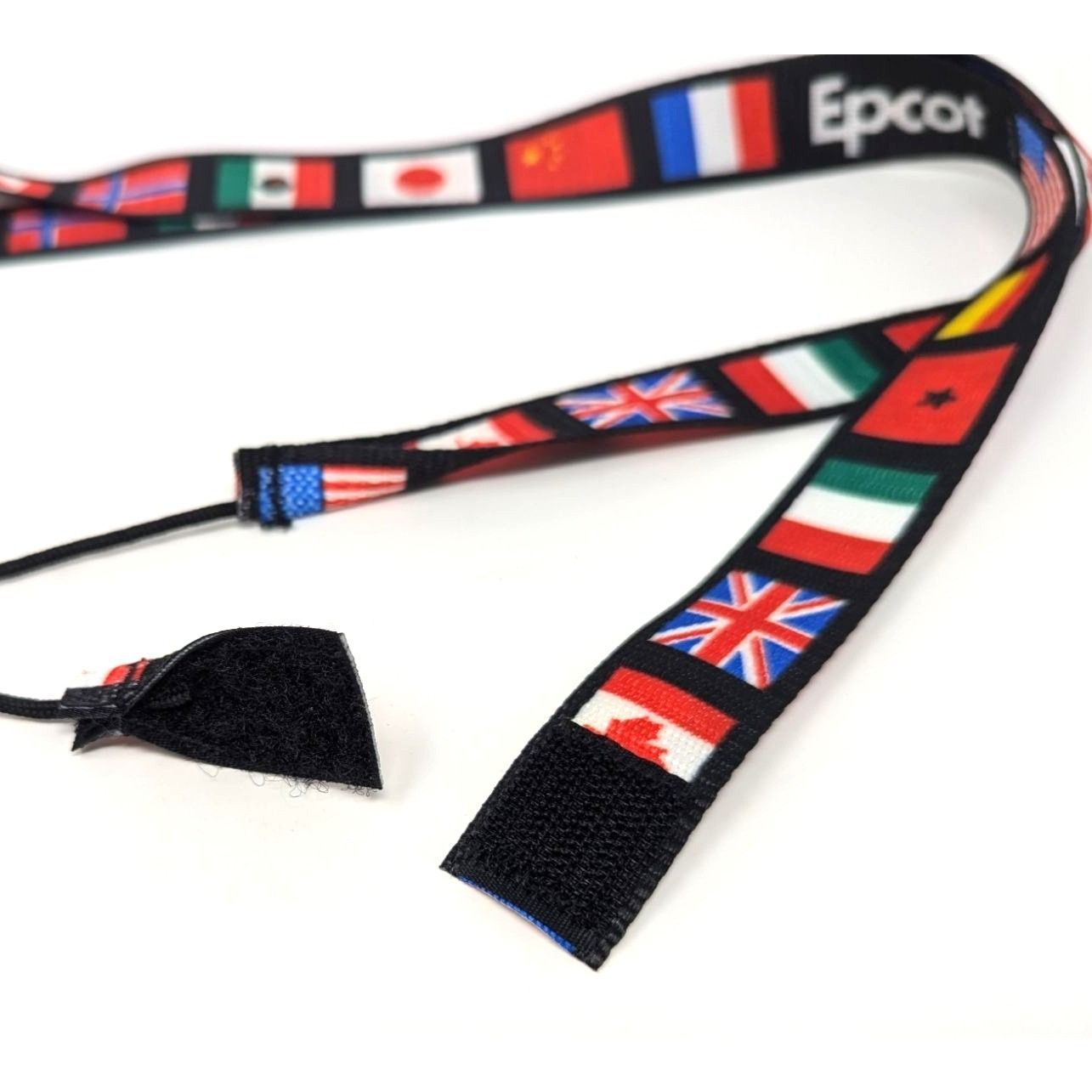 Other Epcot Disney World Disneyland Showcase Pin Lanyard Country Size ONE SIZE - 3 Thumbnail