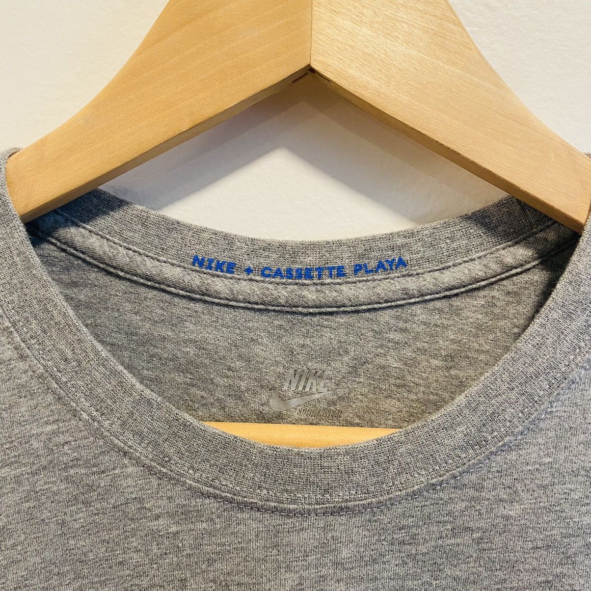 Cassette Playa RARE NIKE x Cassette Playa T-Shirt Mens Small 352694-063 Size US S / EU 44-46 / 1 - 5 Thumbnail