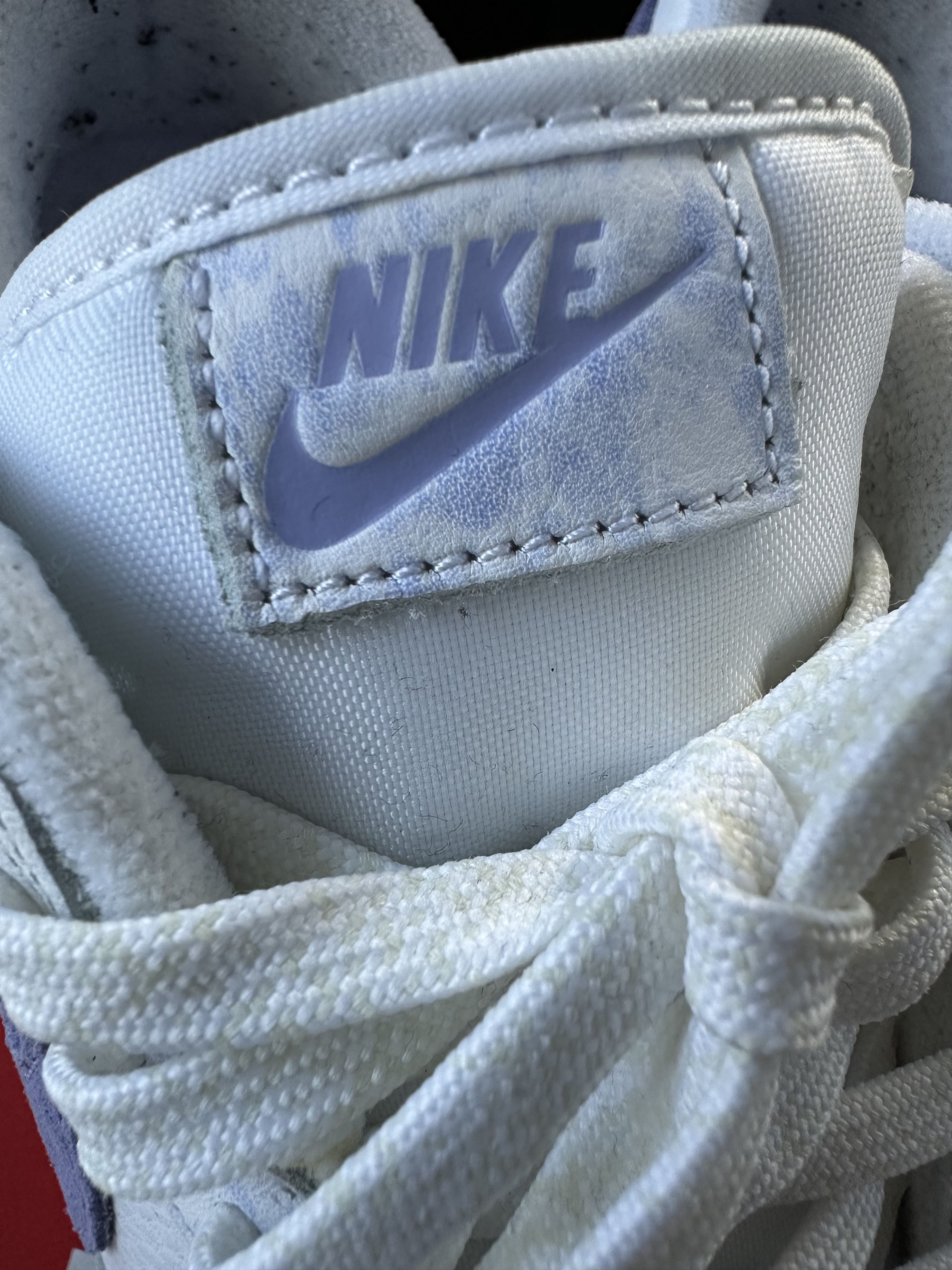 Nike PREOWNED WMNS NIKE DUNK LOW OG "PURPLE PULSE" Size US 7.5 / IT 37.5 - 17 Thumbnail
