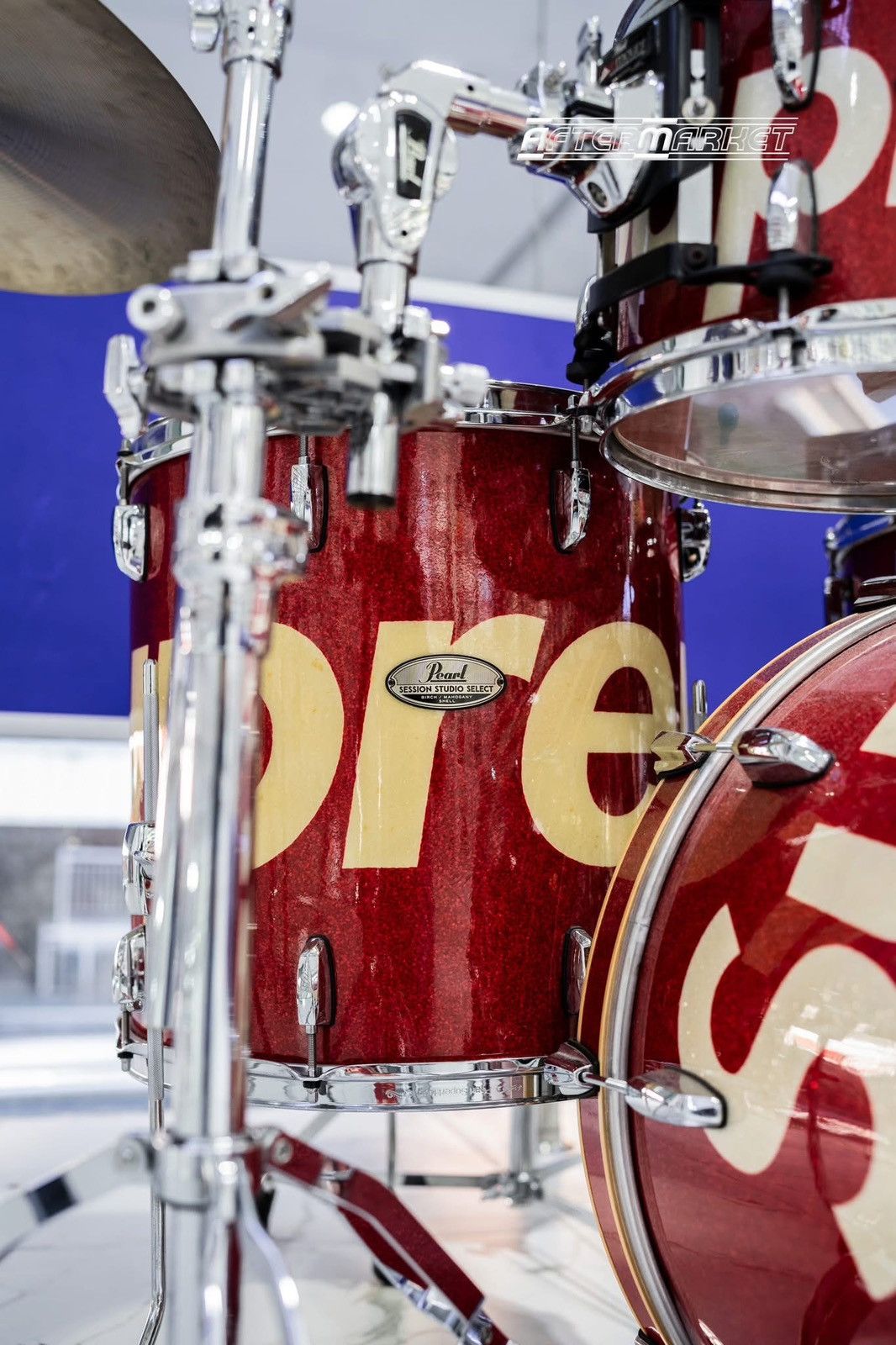 Supreme Supreme X Pearl Complete Drum Set Size 46 - 7 Thumbnail
