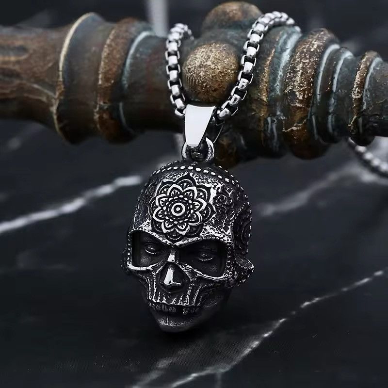 Other Gothic Pattern Skull Head Pendant Chain Necklace Size ONE SIZE - 1 Thumbnail
